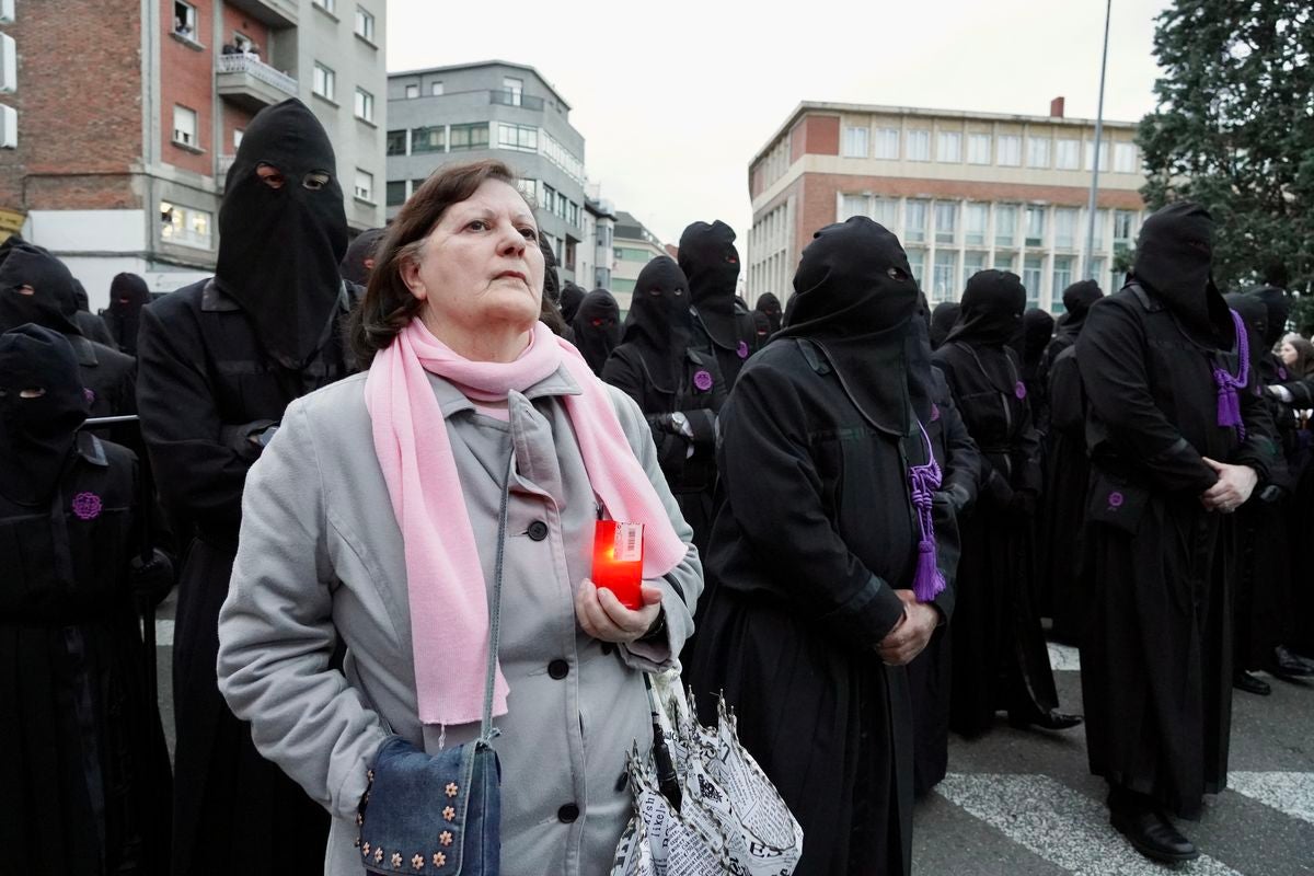Las imágenes de la procesión de La Pasión en León en el Lunes Santo