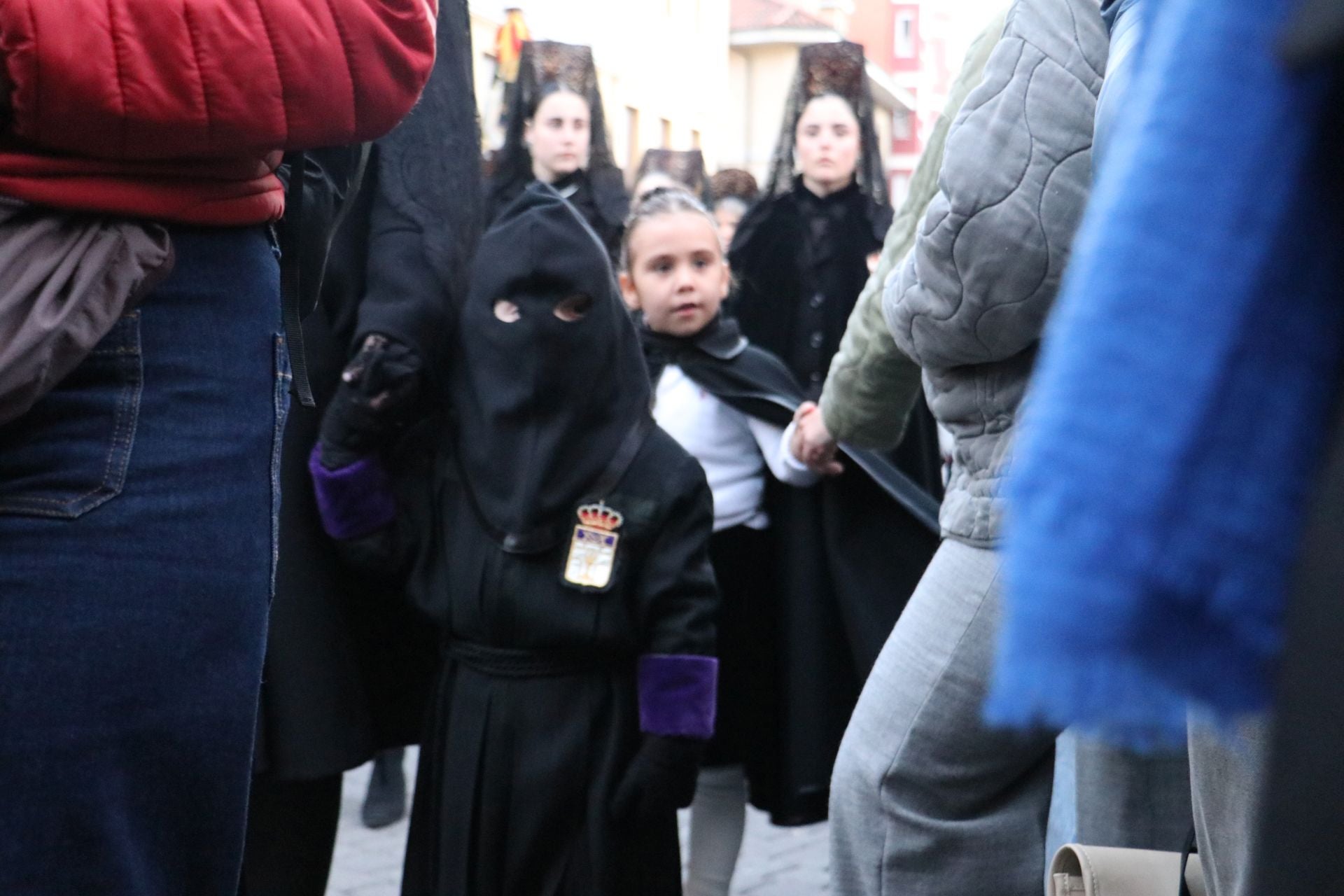 Las imágenes de la procesión de la Virgen de la Amargura en León