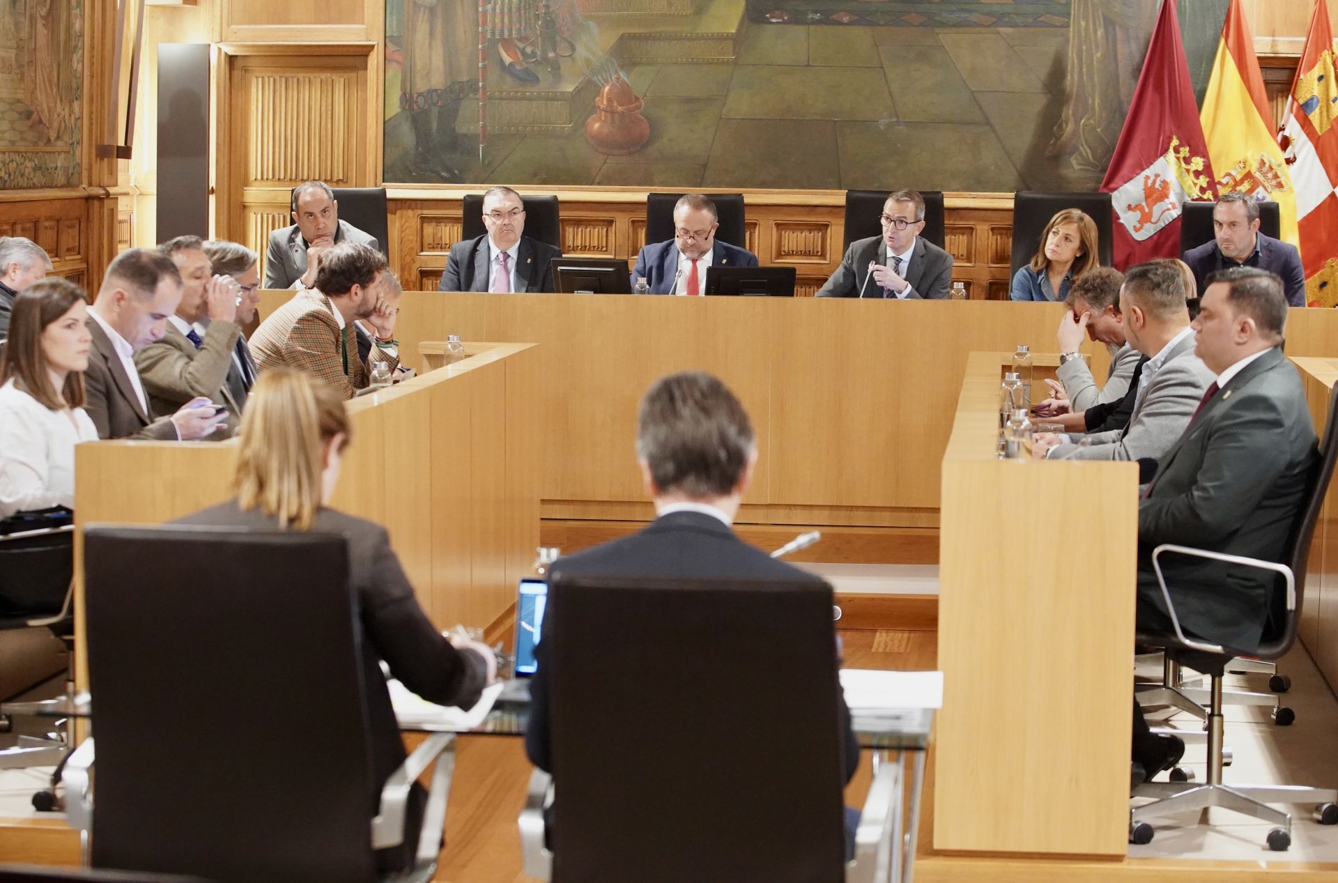 La Diputación aprueba 61,7 millones en el Plan de Infraestructuras y el Plan de Juntas Vecinales