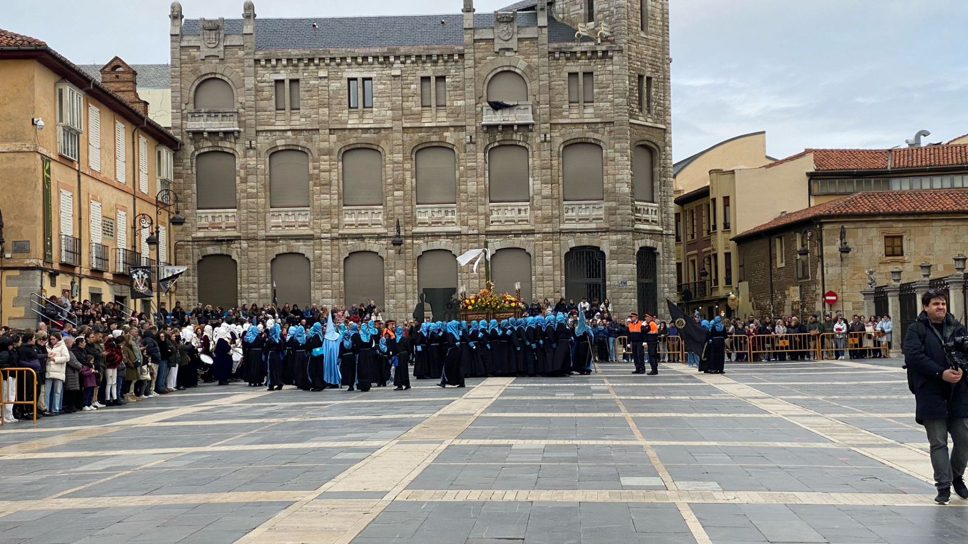Todas las imágenes de la Bienaventuranza en su recorrido por León