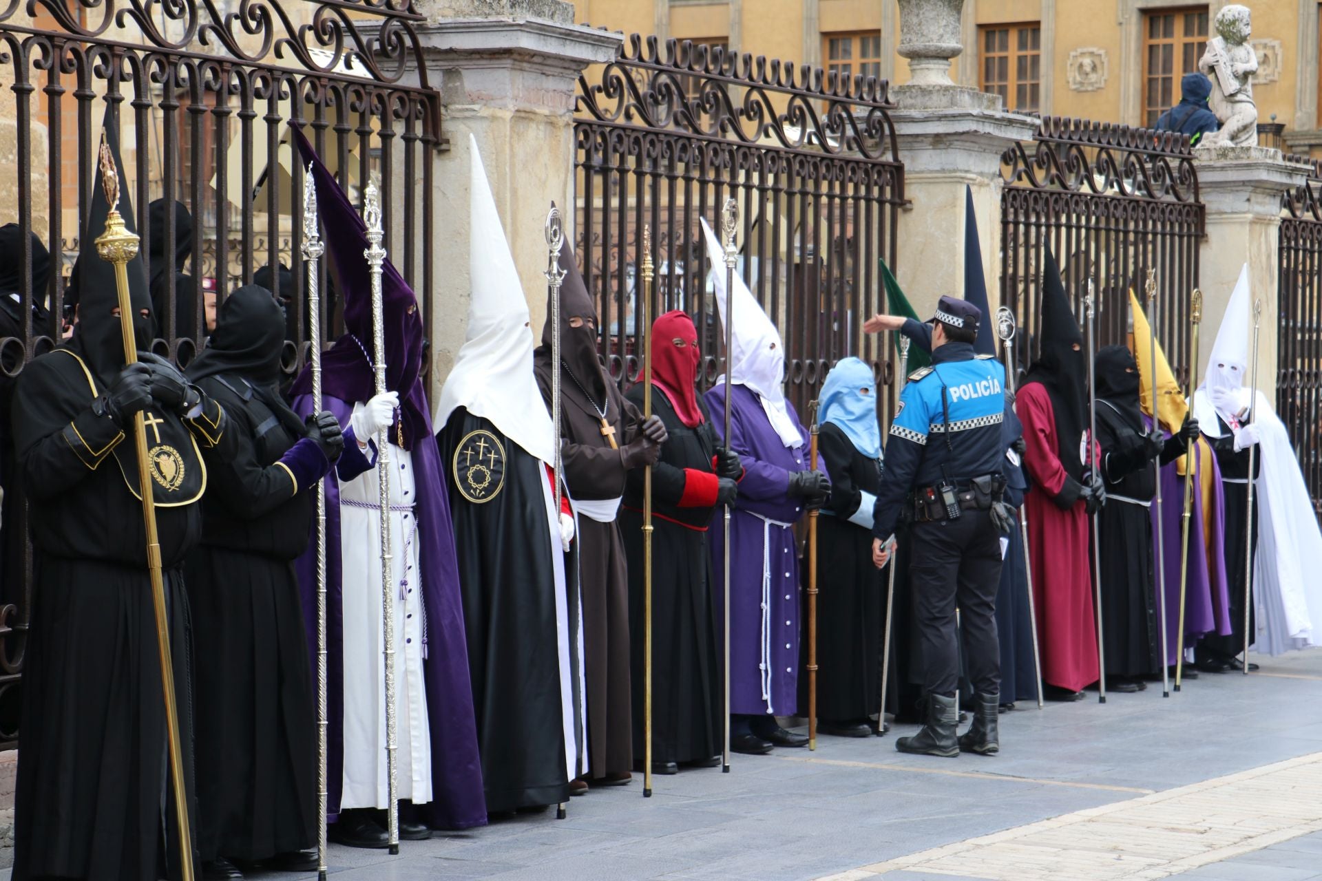 Las imágenes del Encuentro ante la Catedral de León