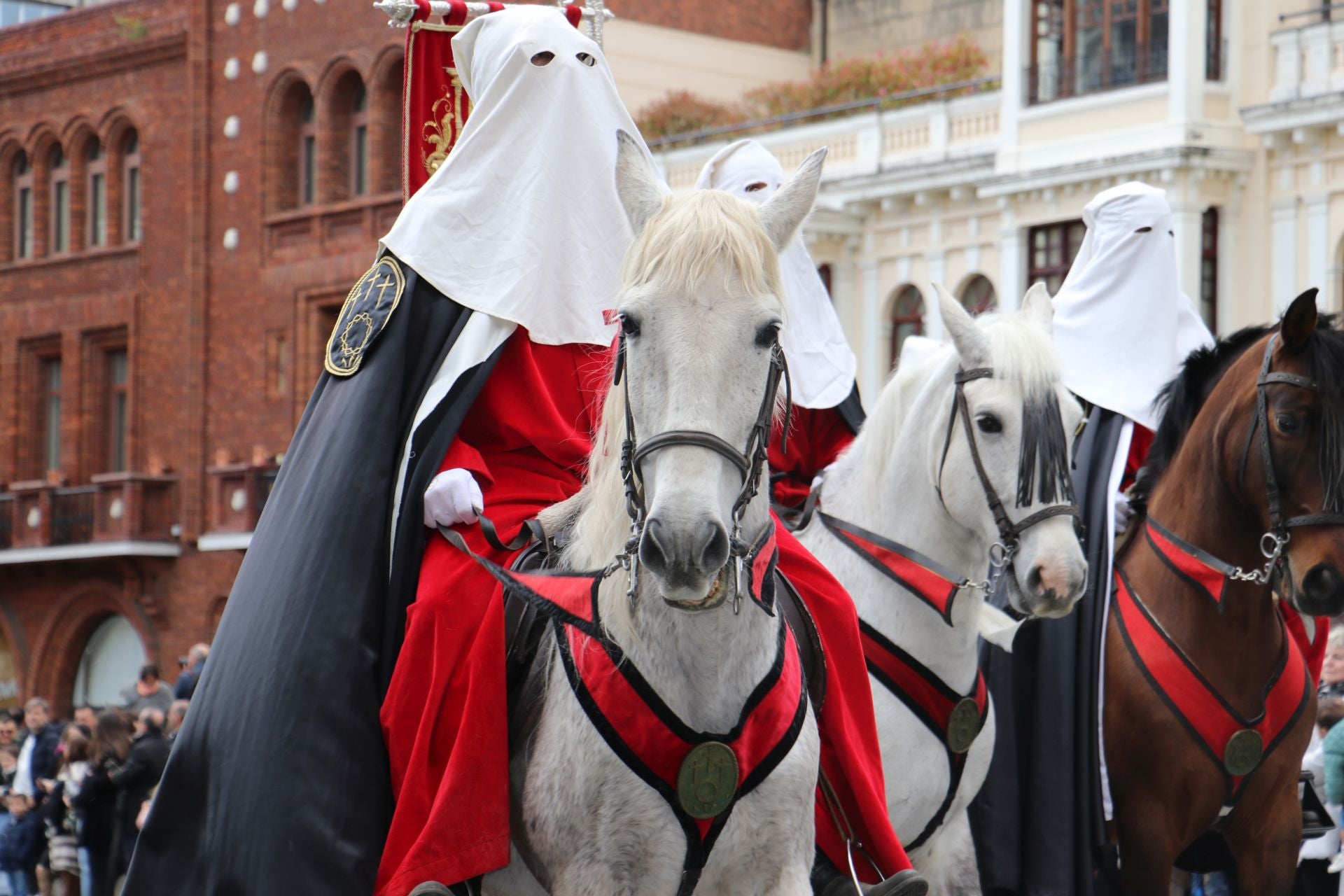 Las imágenes de la procesión de las Siete Palabras en León
