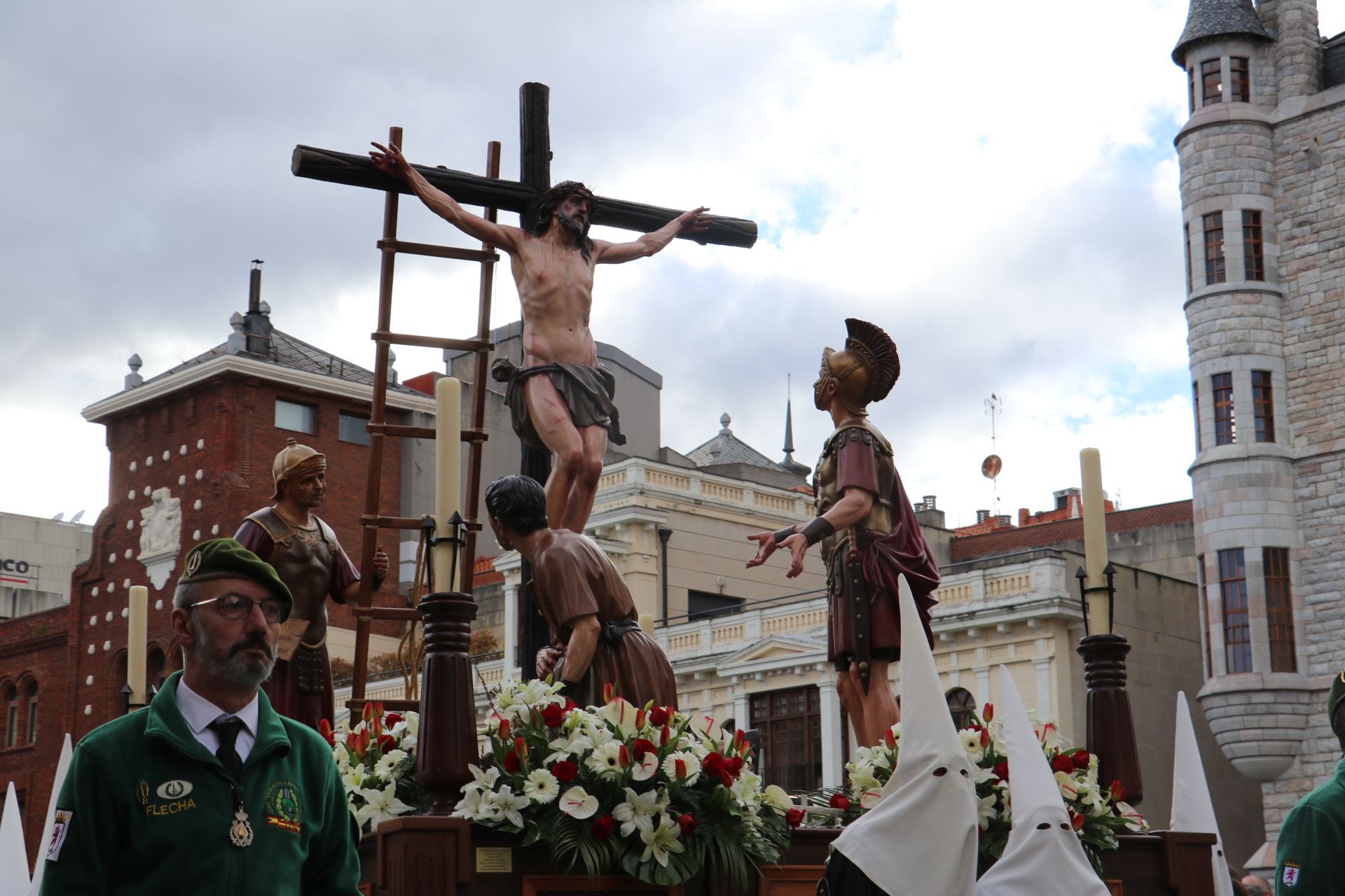 Las imágenes de la procesión de las Siete Palabras en León