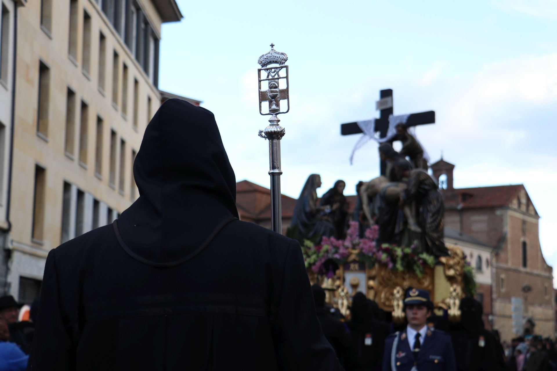 Las mejores imágenes de la procesión del Santo Entierro de Minerva