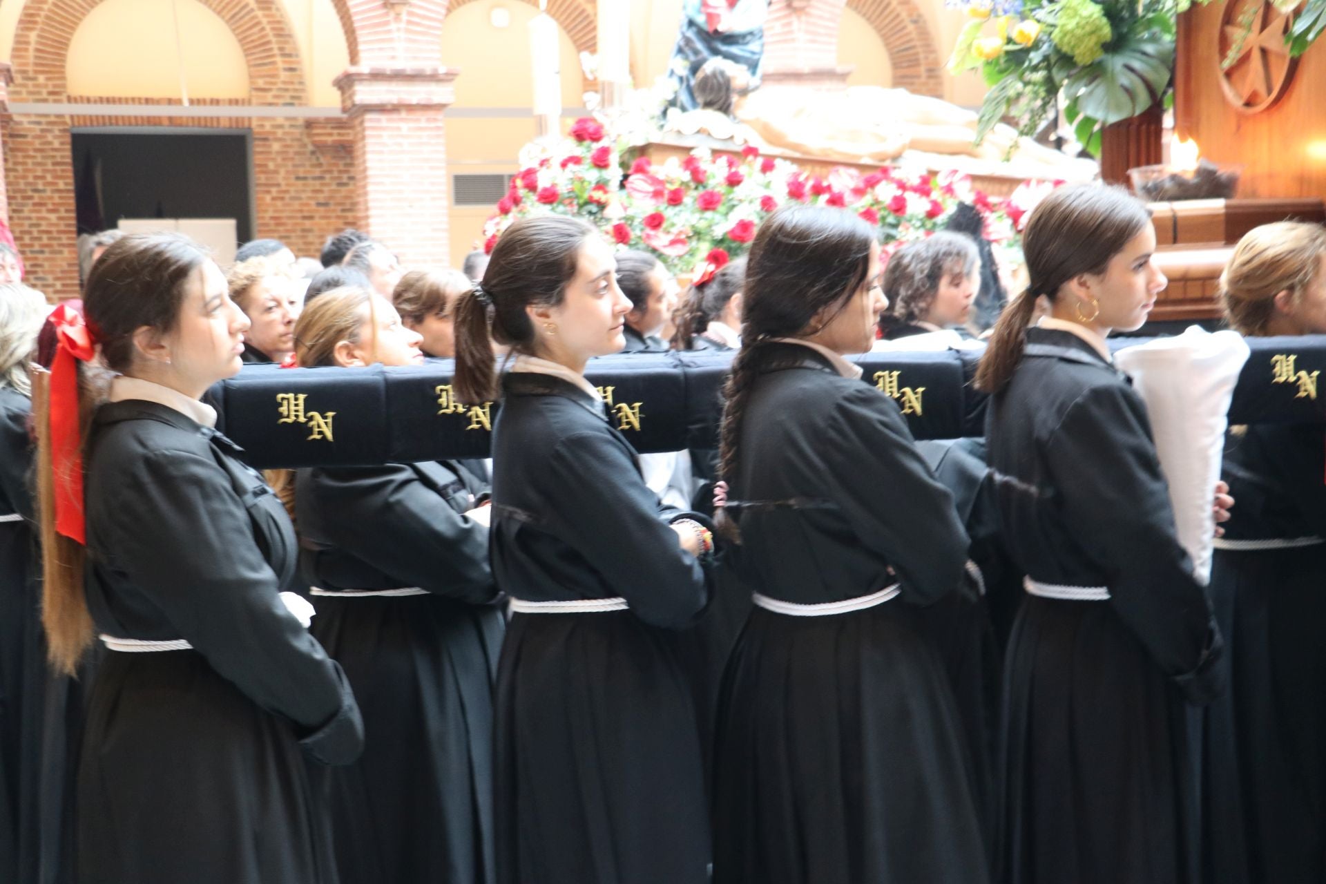 Las imágenes de la suspensión de la procesión Camino de la Luz