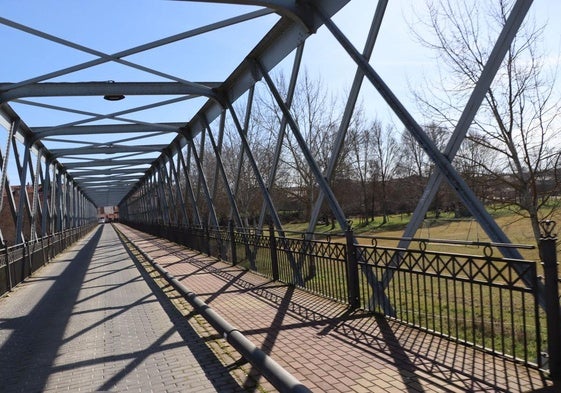 Puente de la localidad de esta semana.