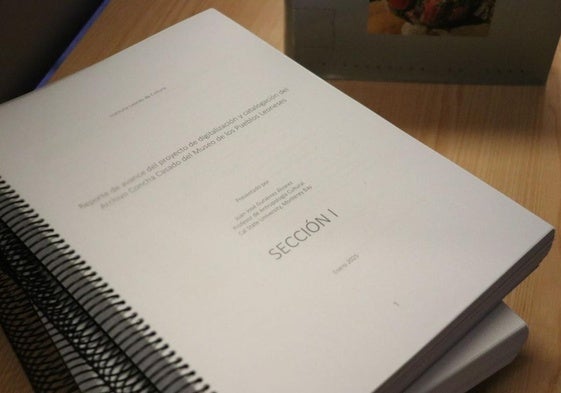 Uno de los volúmenes donde se recoge la digitalización del archivo de Concha Casado