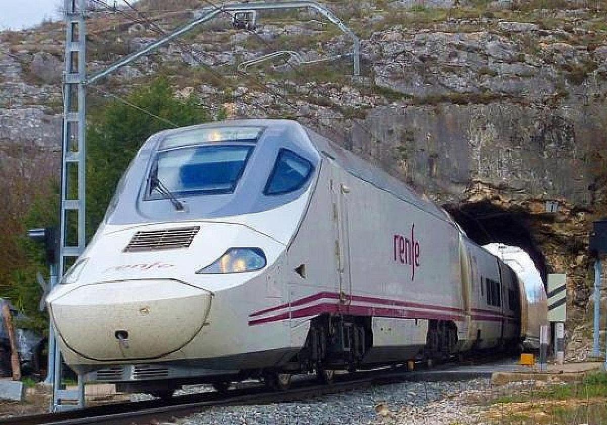 Una avería eléctrica ocasiona retrasos en los trenes de Madrid a León
