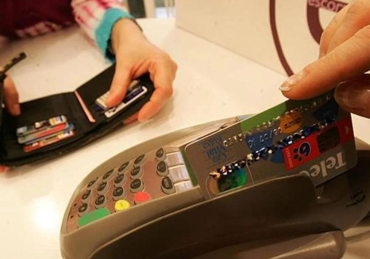 Indemnizan a una leonesa con 12.000 euros por figurar en la lista de riesgos bancarios