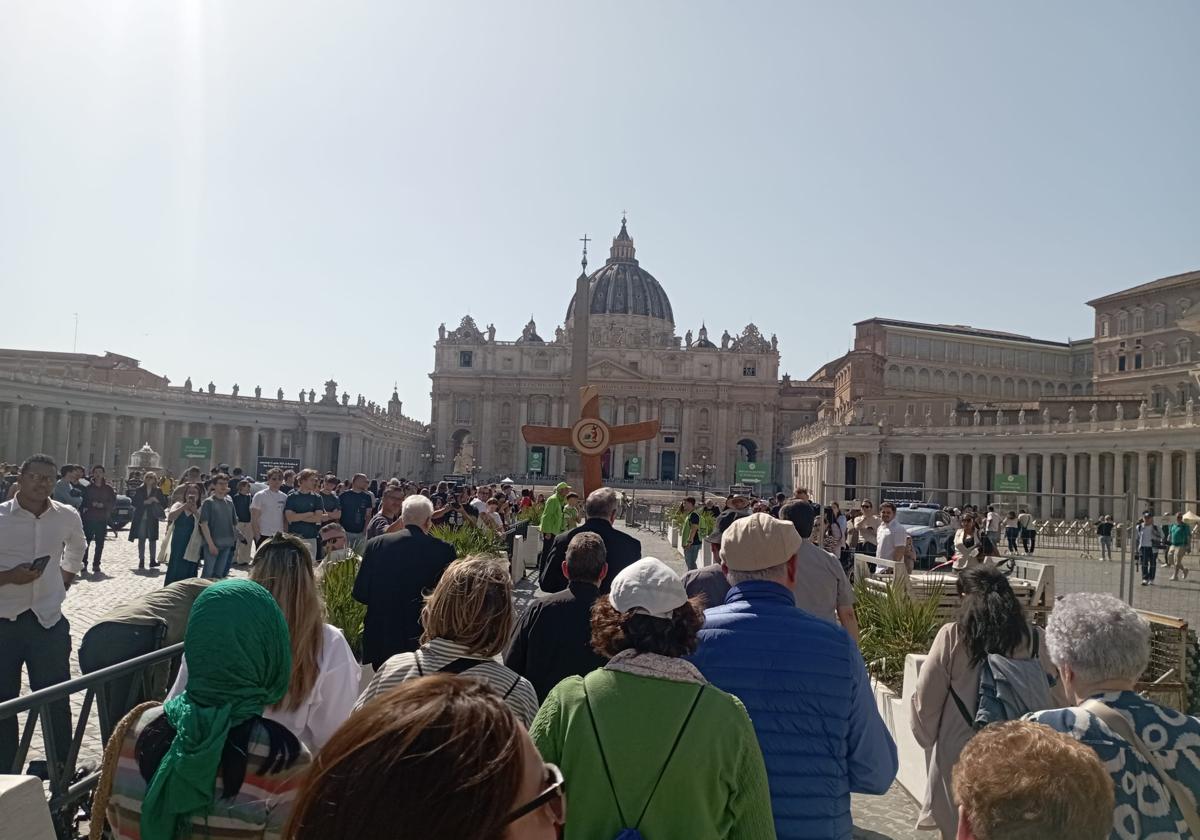 Los leoneses desplazados a Roma velan el cuerpo del papa Francisco