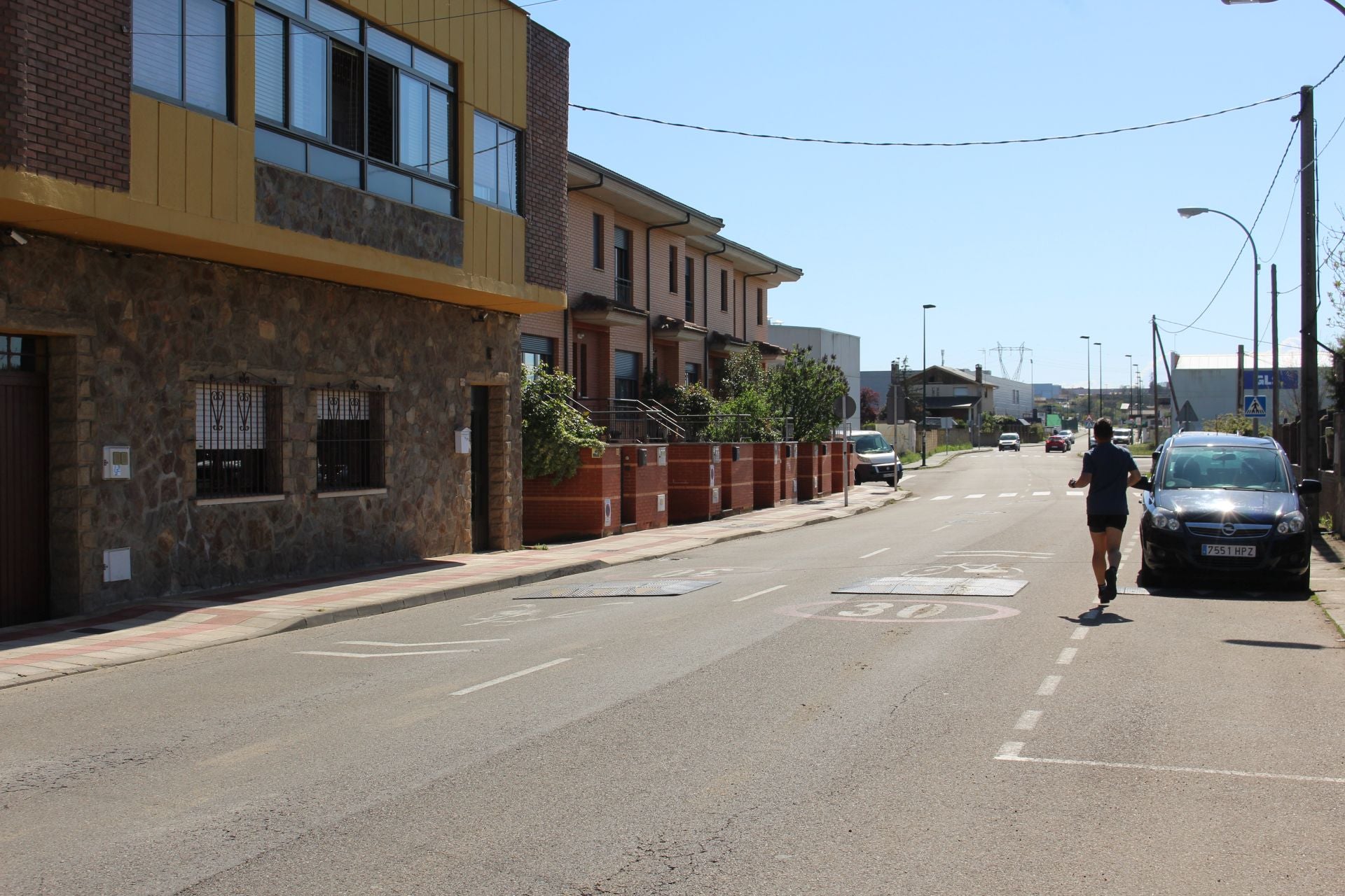 Camino la Cruz hace honor a su nombre y se convierte en un calvario