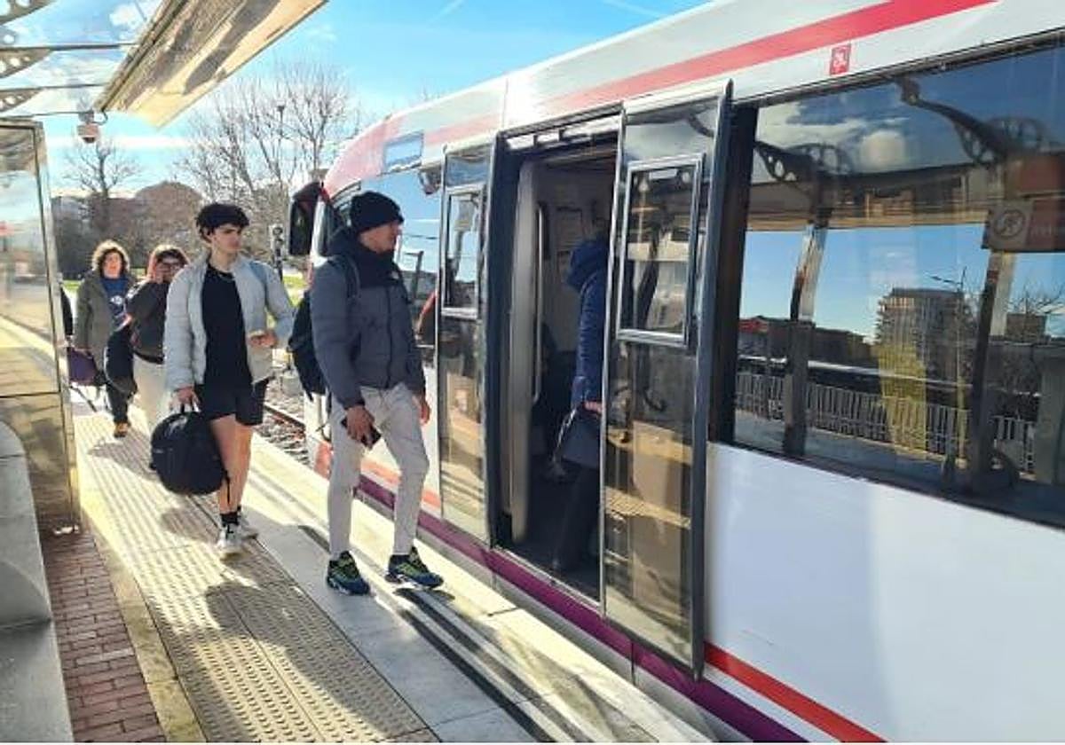 El tren de Feve mantiene sin avances el tren de La Asunción.
