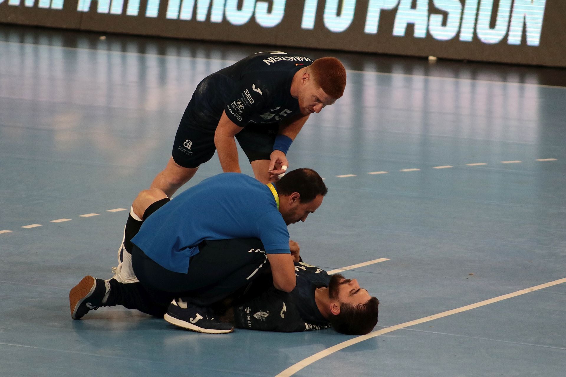 Las mejores imágenes del Abanca Ademar-Benidorm