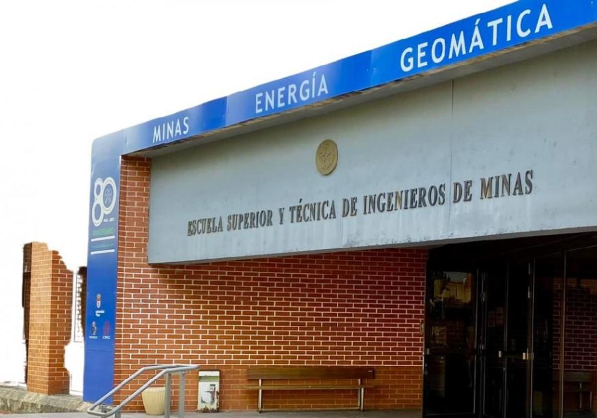 Escuela de Minas de la ULE.