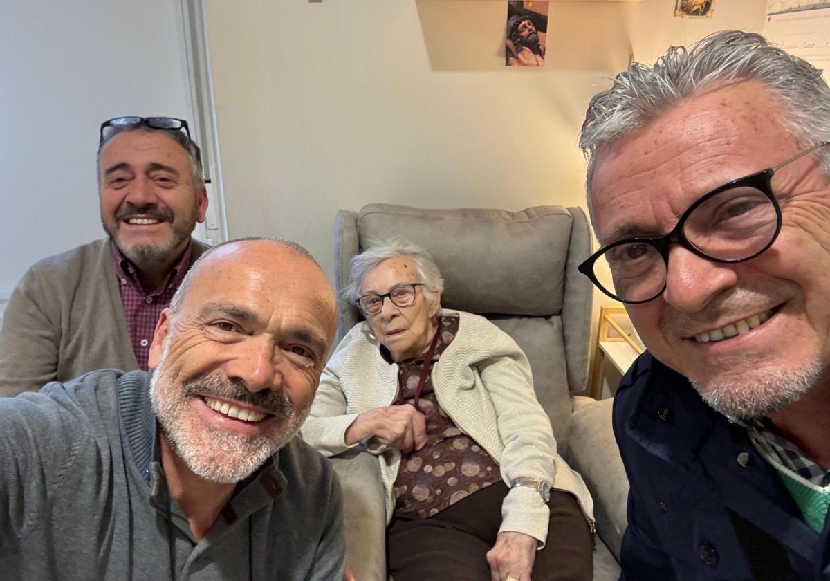 María Asunción Carro Merato, Chonita, celebra 100 años de sabiduría y ternura