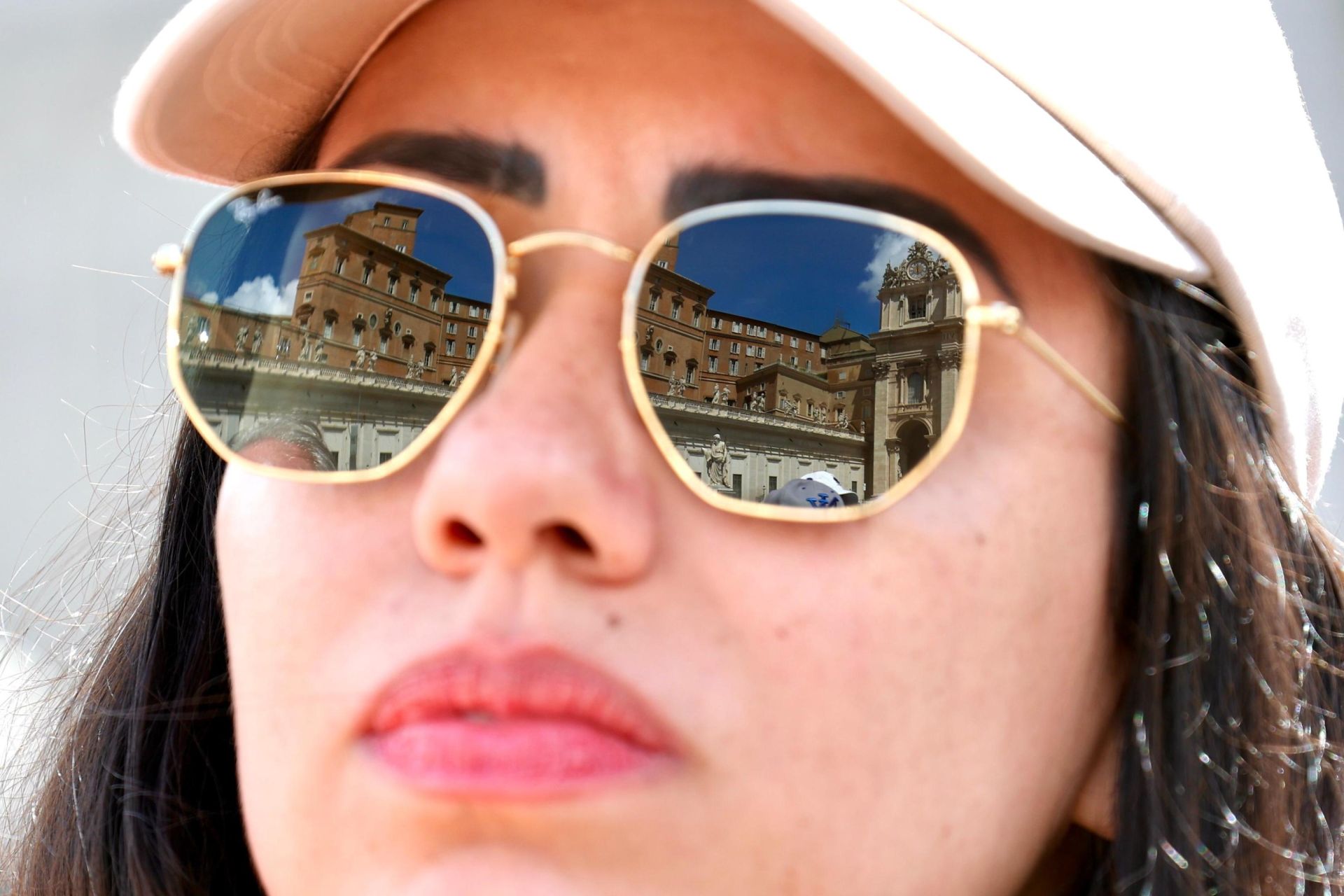 Así se vivió en la plaza de San Pedro la elección del nuevo Papa