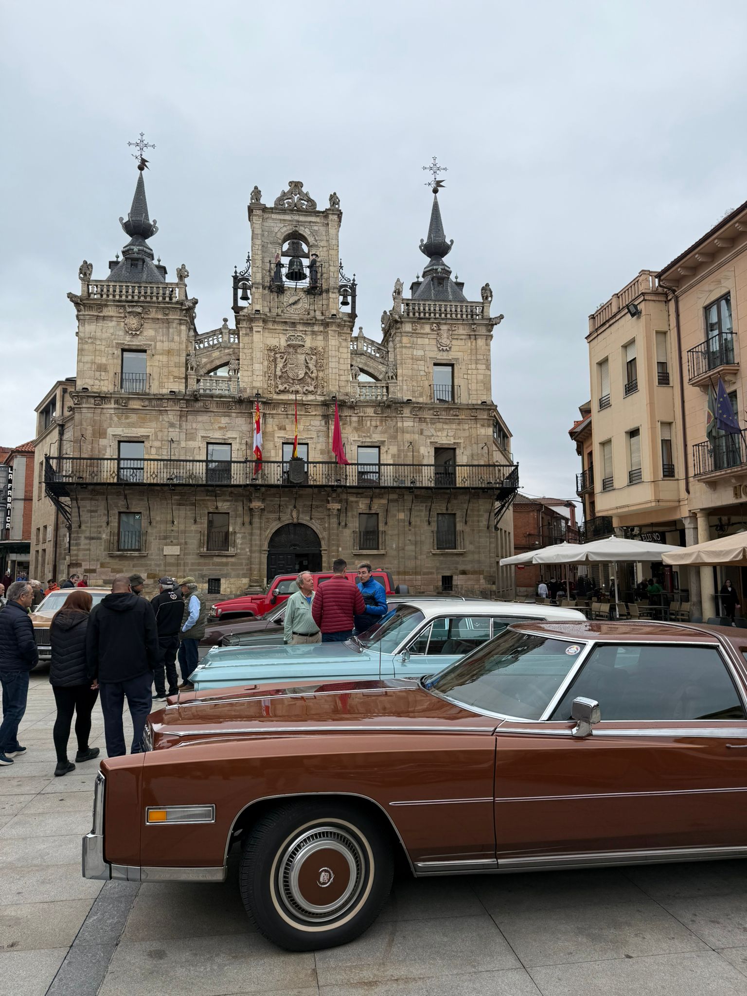Las imágenes de la concentración de Cadillac en Astorga