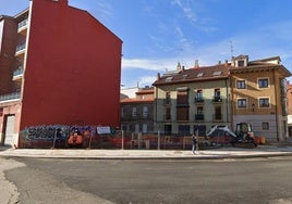 Parcela en la que se levantará un bloque de viviendas.