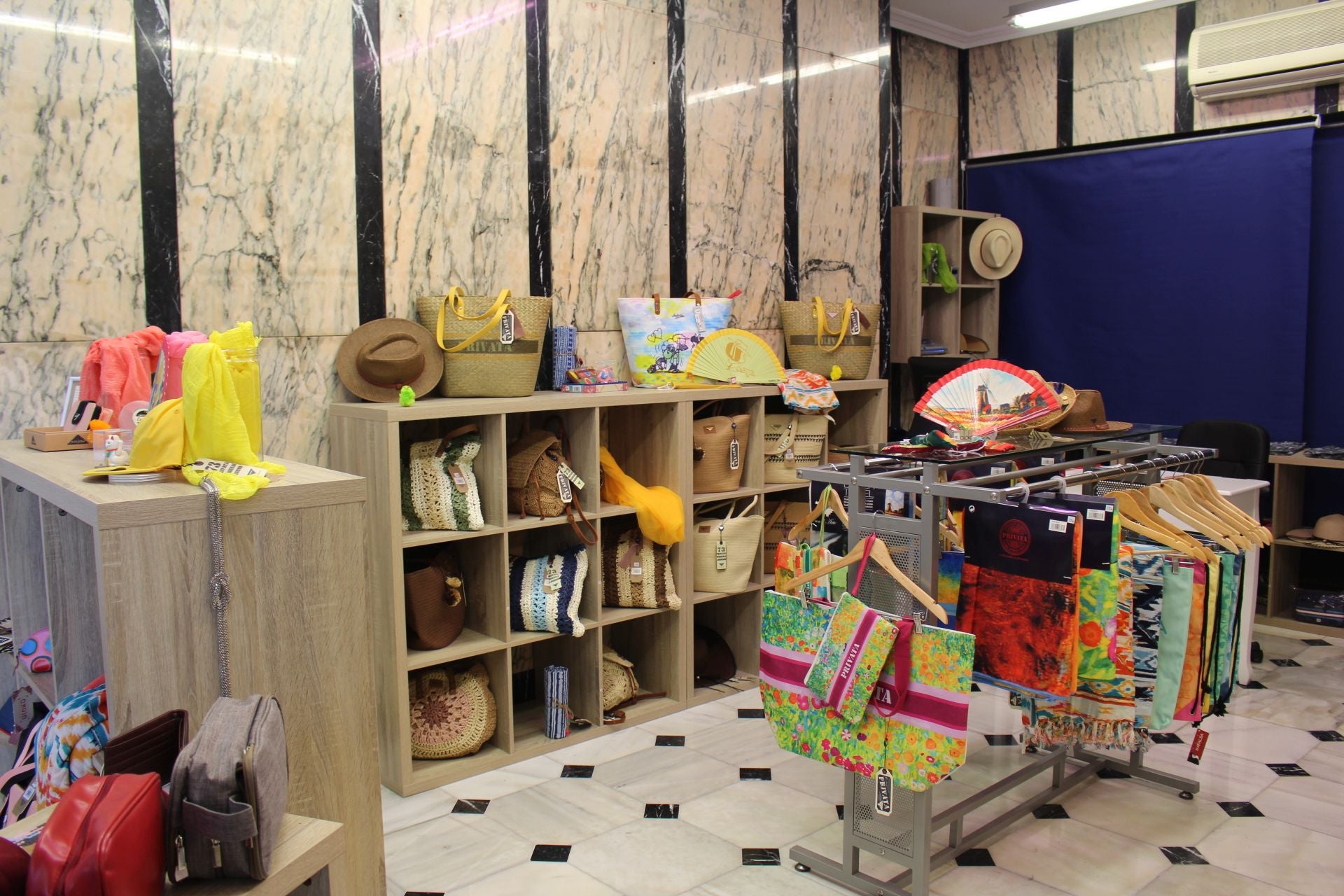 Abre sus puertas &#039;Entra&#039;, nueva tienda de complementos