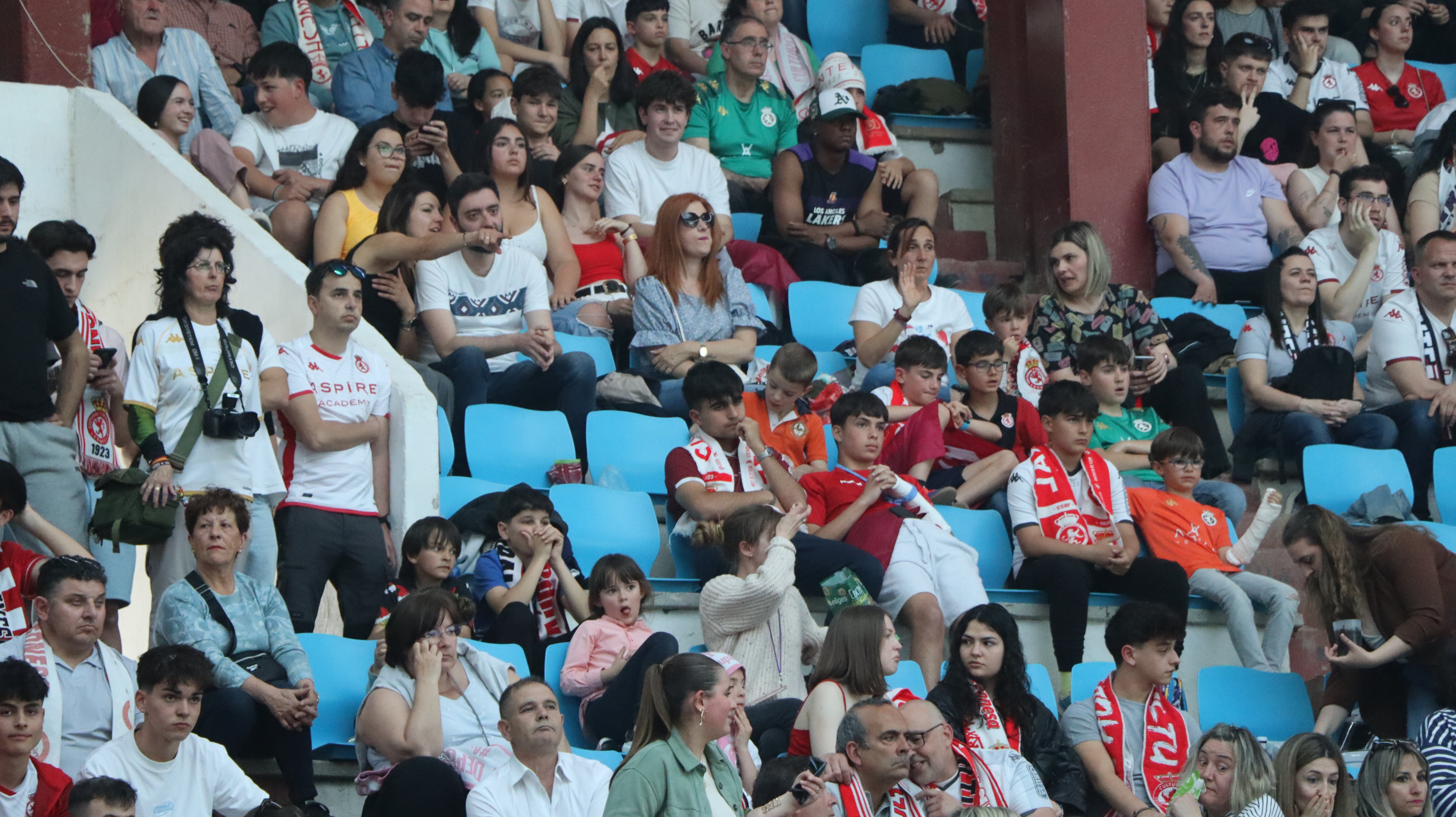 Así se vivió el derbi en el León Arena