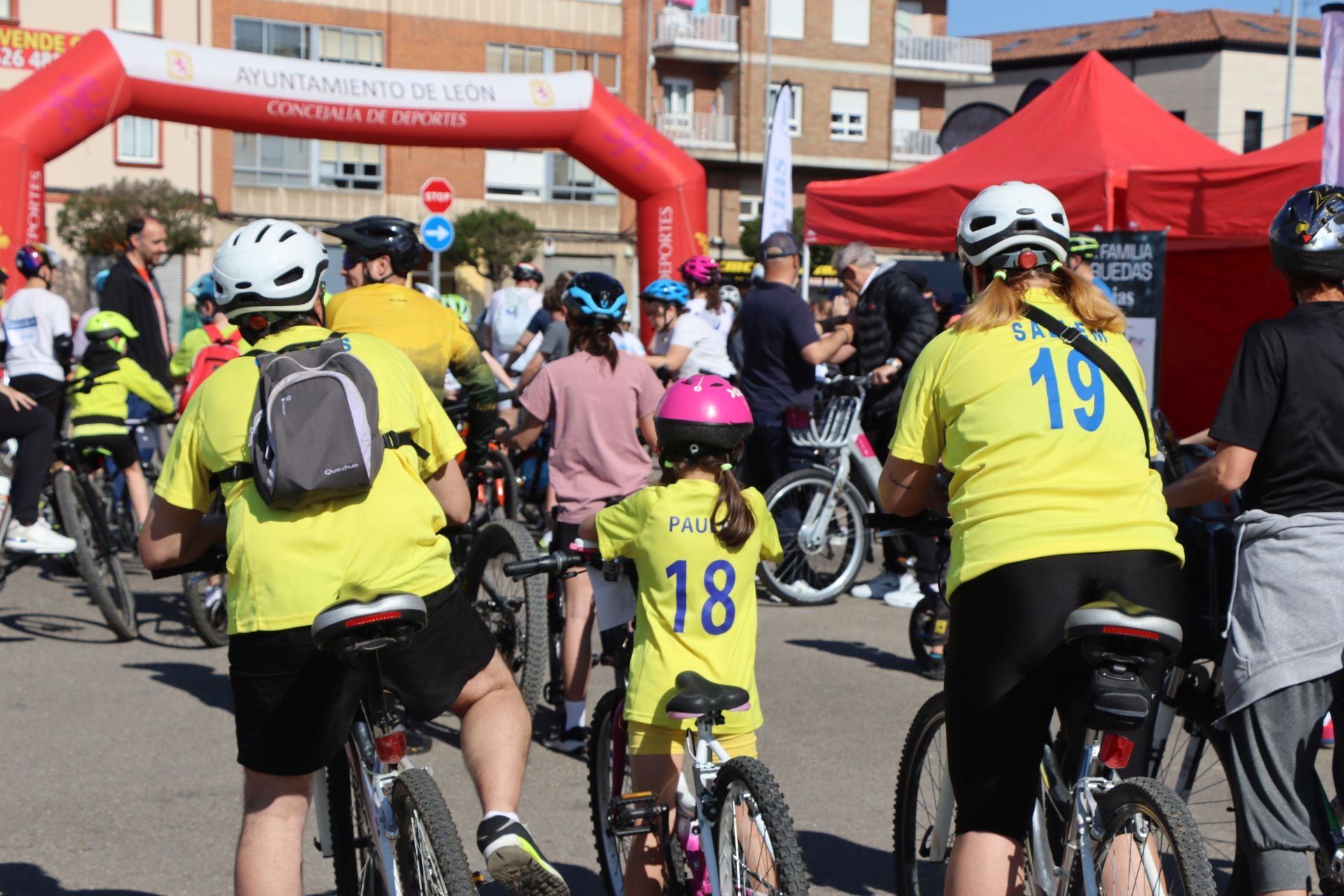 Día de la Familia sobre Ruedas de Leonoticias