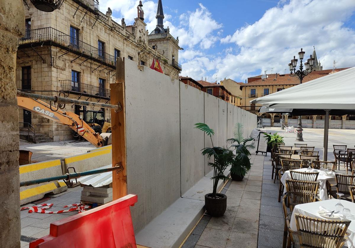 Comienza la tercera fase de las obras en la plaza Mayor de León
