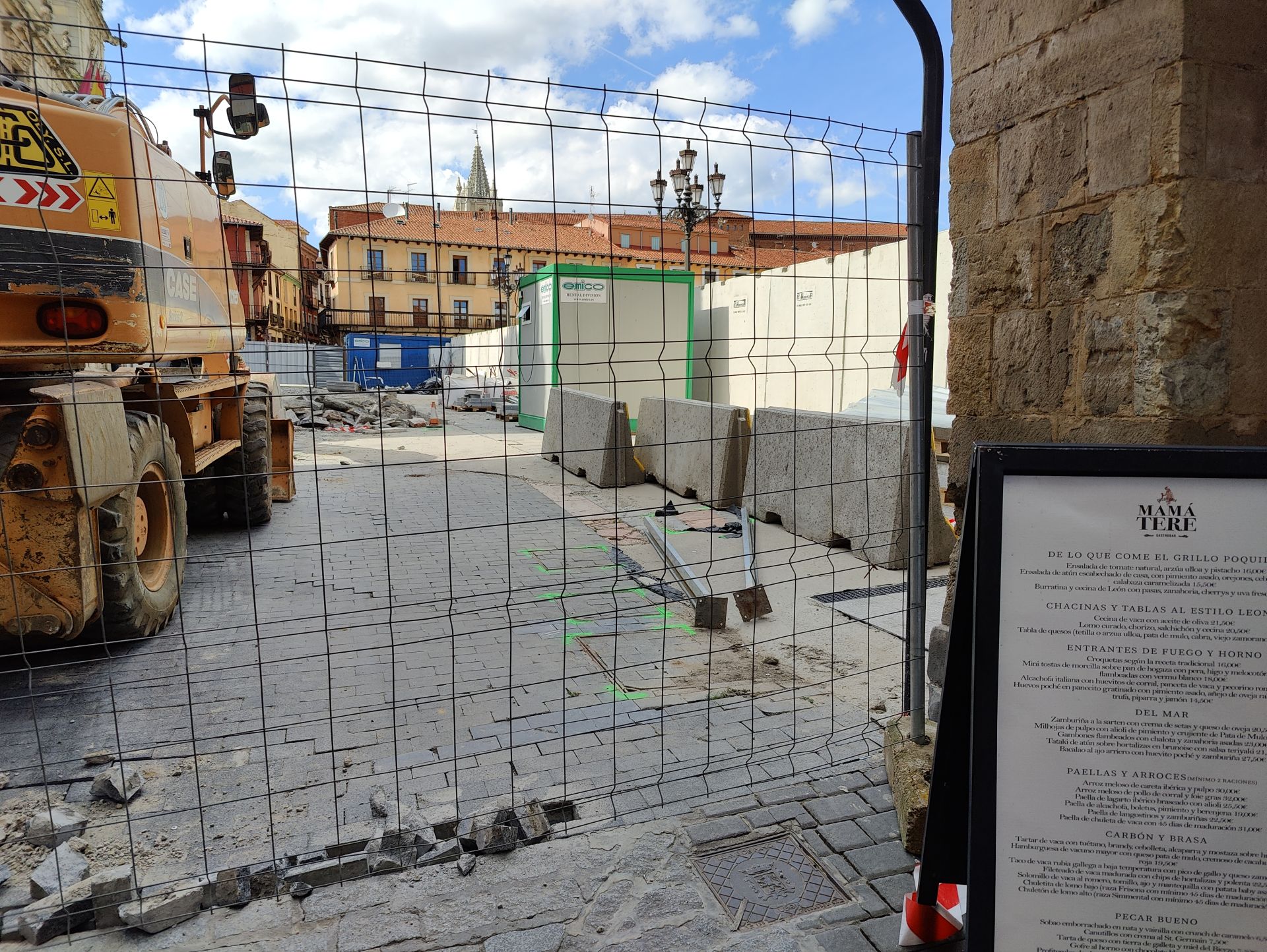 Comienza la tercera fase de las obras en la plaza Mayor de León