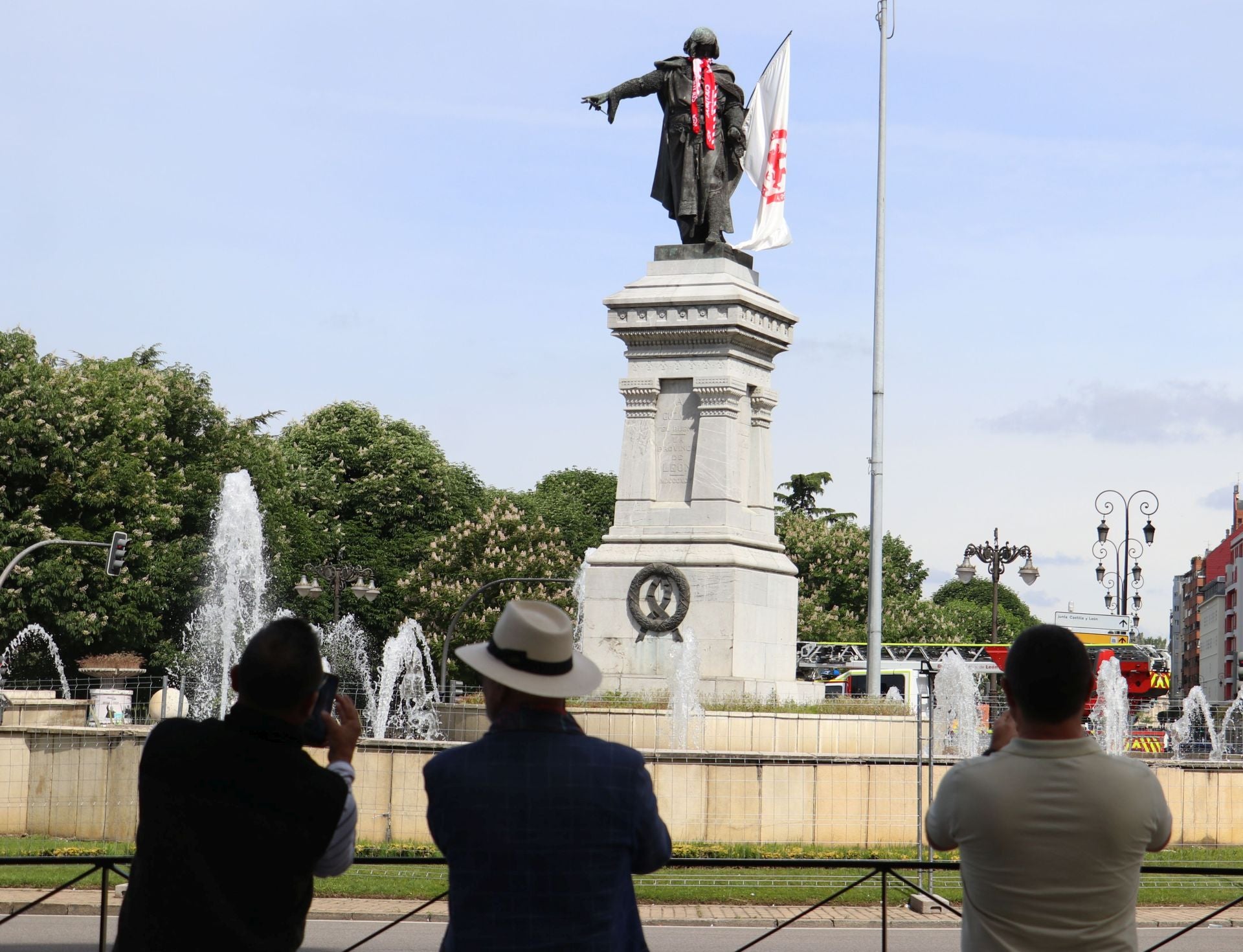 Guzmán se viste de la Cultural