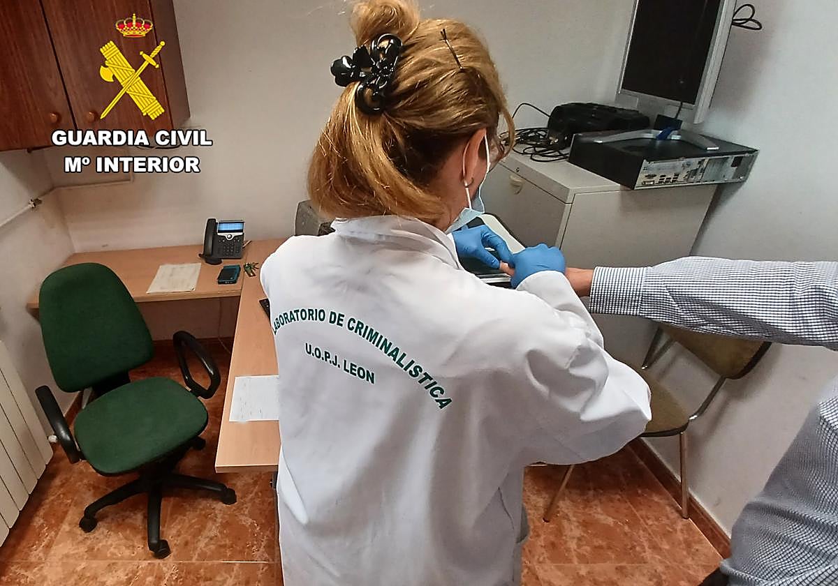 Imagen de las diligencias de la Guardia Civil.