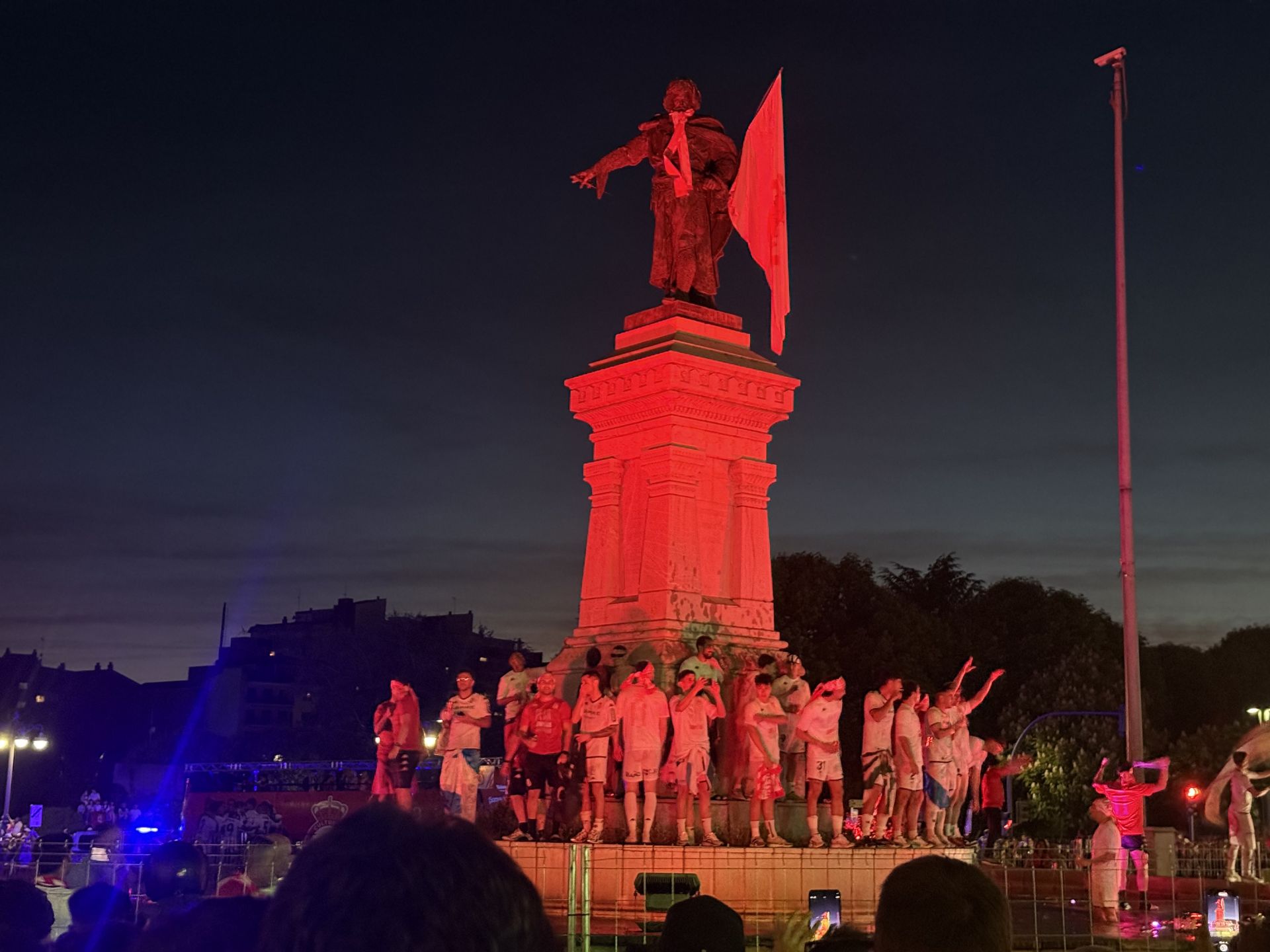 Guzmán se rinde al ascenso de la Cultural