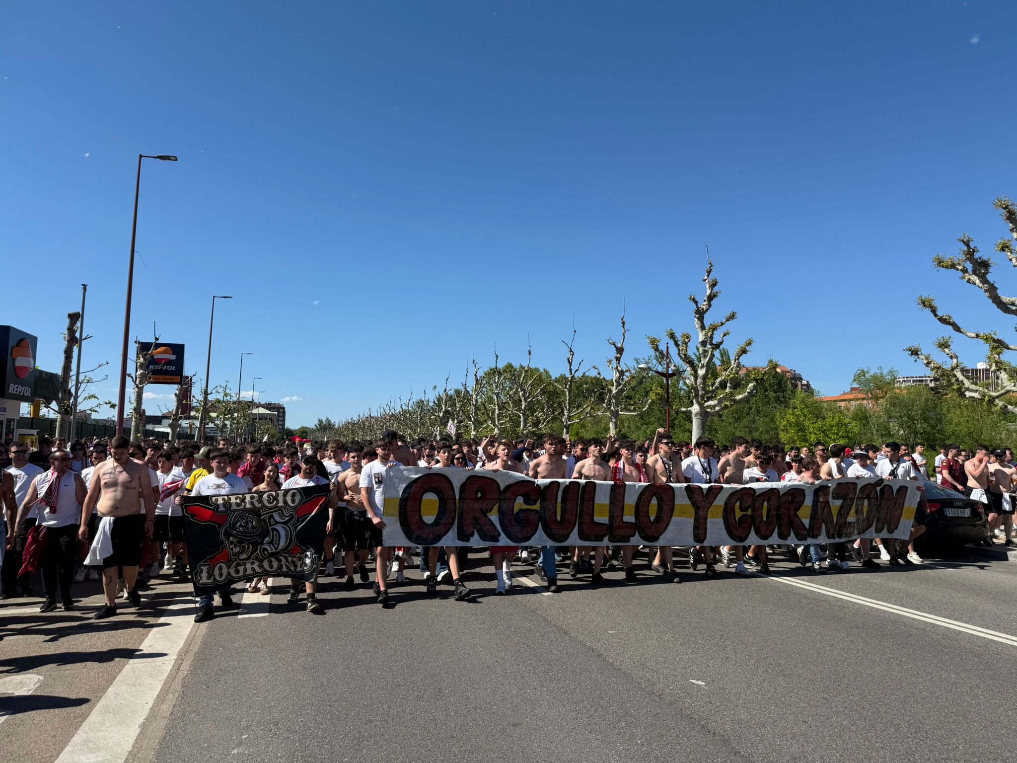 Los colores de la Cultural inundan León