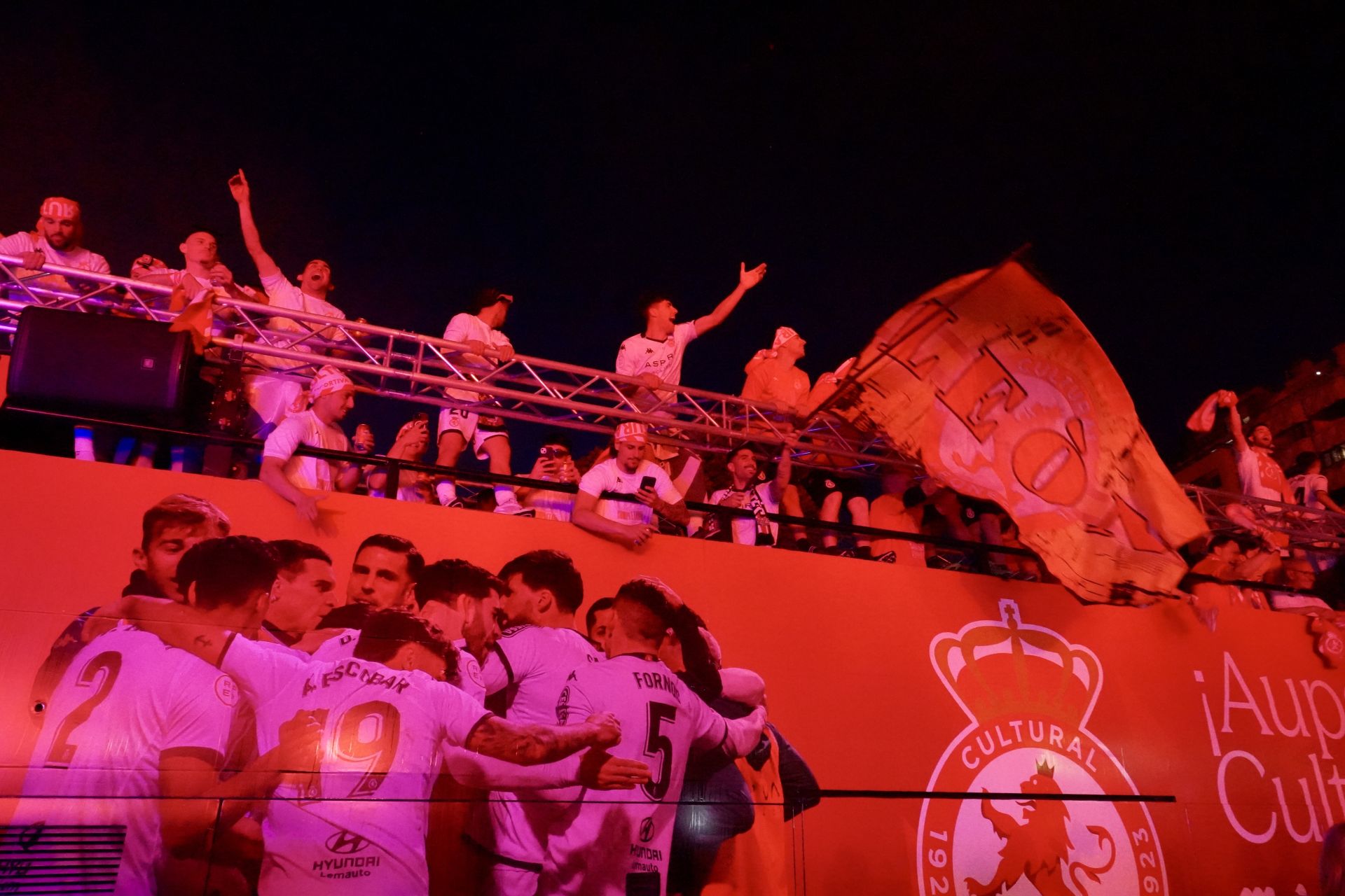 Guzmán se rinde al ascenso de la Cultural