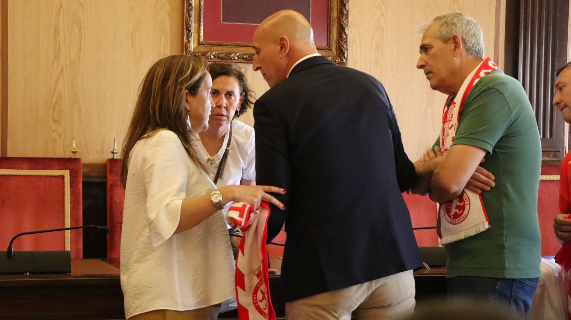 La rúa y recepción en San Marcelo de la Cultural, en imágenes