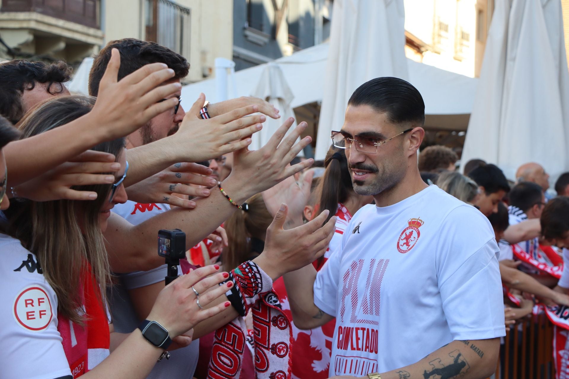 La rúa y recepción en San Marcelo de la Cultural, en imágenes