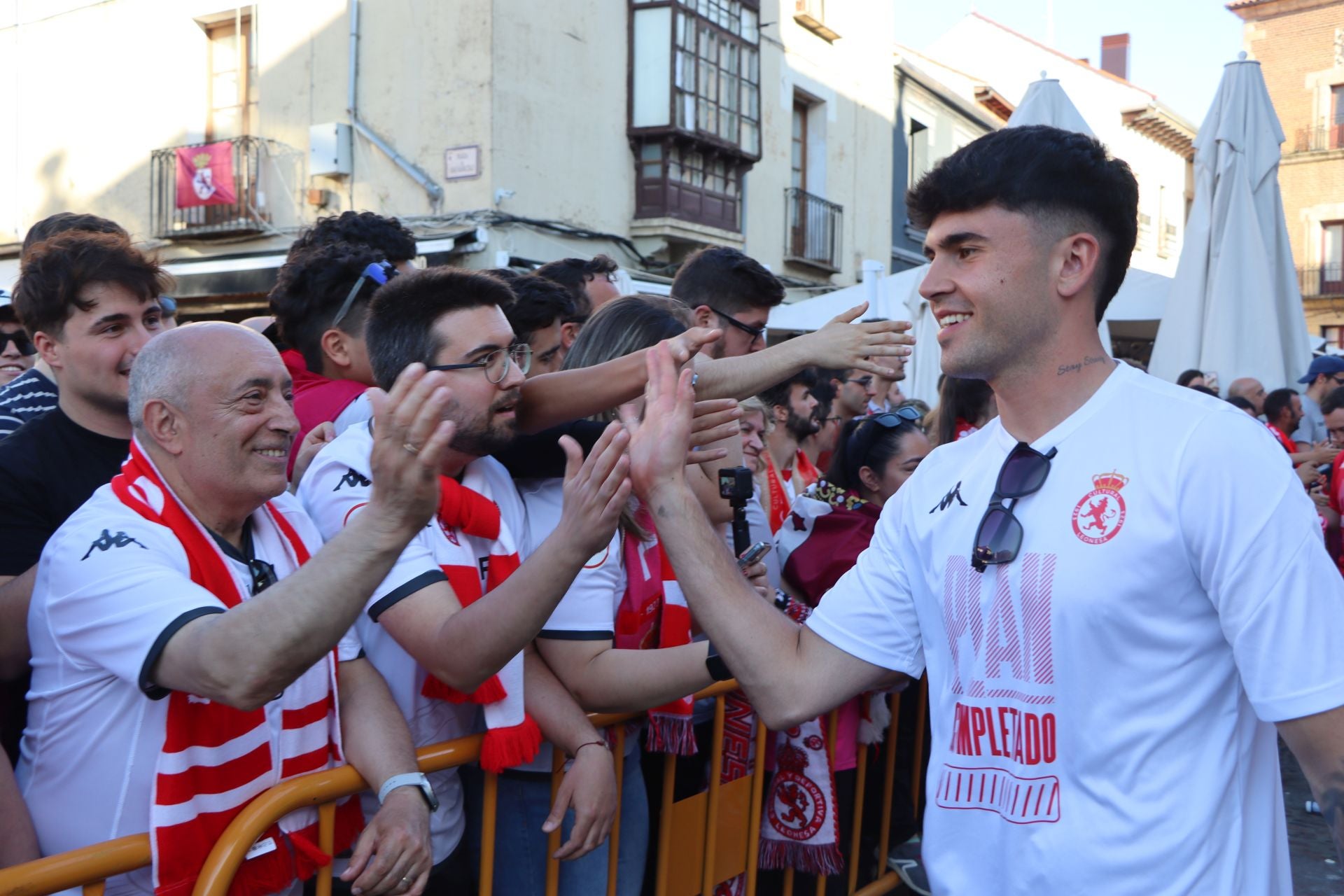 La rúa y recepción en San Marcelo de la Cultural, en imágenes