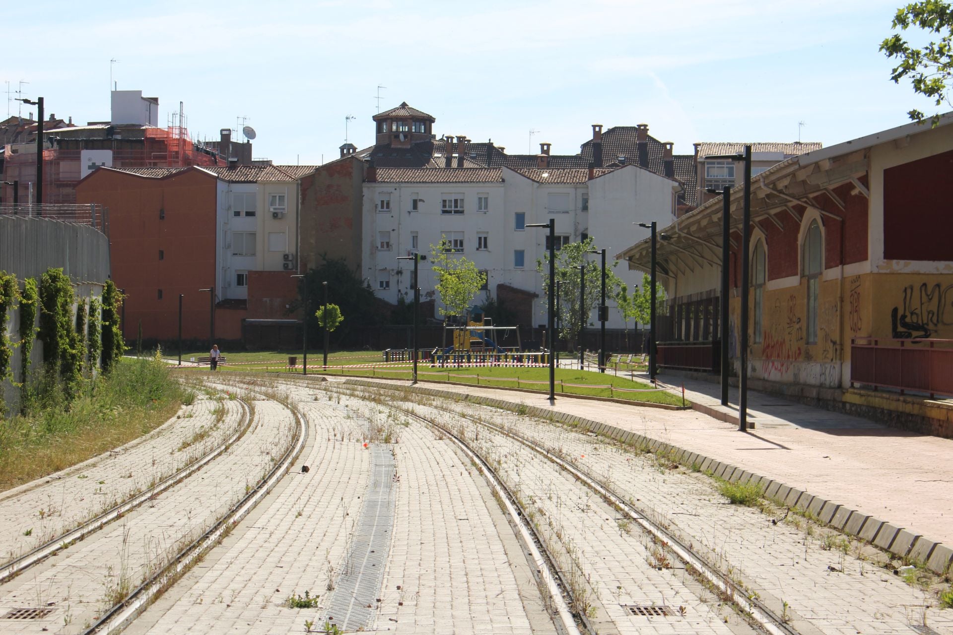 El entorno de Feve en León abre al tráfico