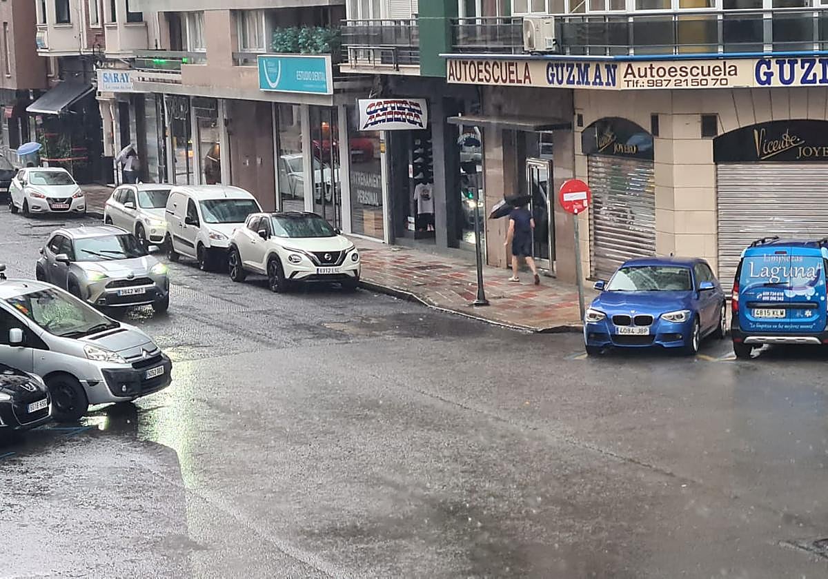 Así se ha vivido la tormenta en la ciudad de León