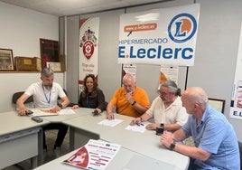 Firma del acuerdo entre E.Leclerc y Asprona-León