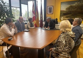 Reunión en la Delegación de la Junta.