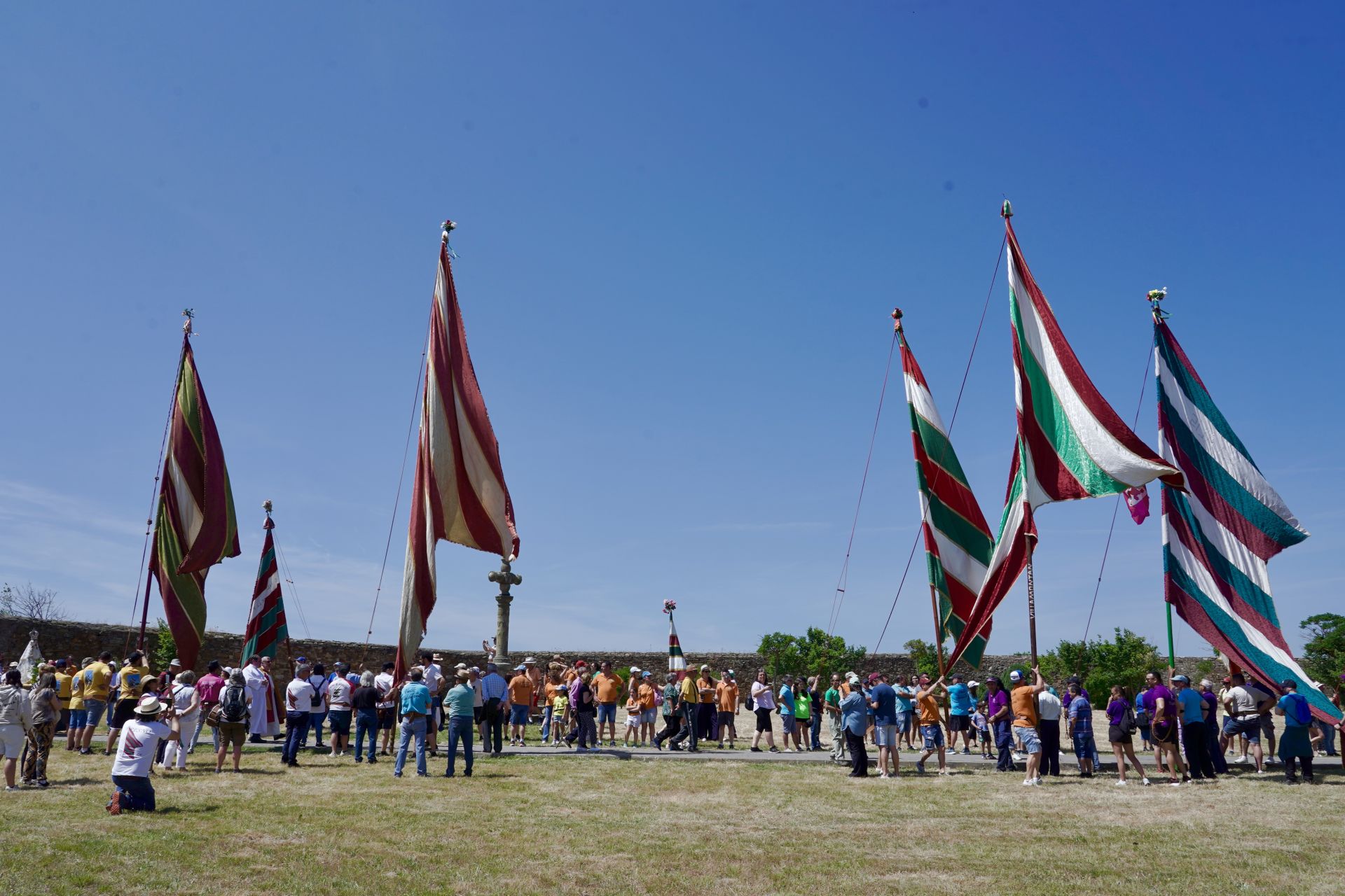 Celebración de la Romería de la Pascua de San Pentecostés en el Santuario de la Virgen de Castrotierra