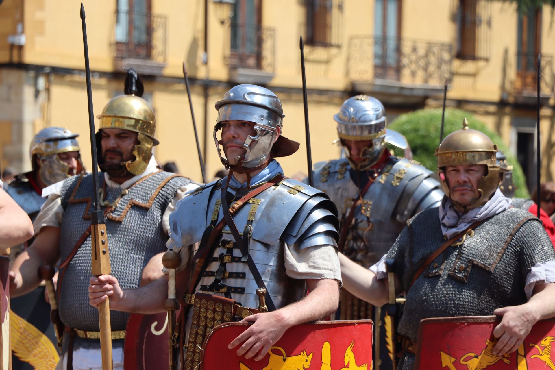 Imágenes del Natalicio en León