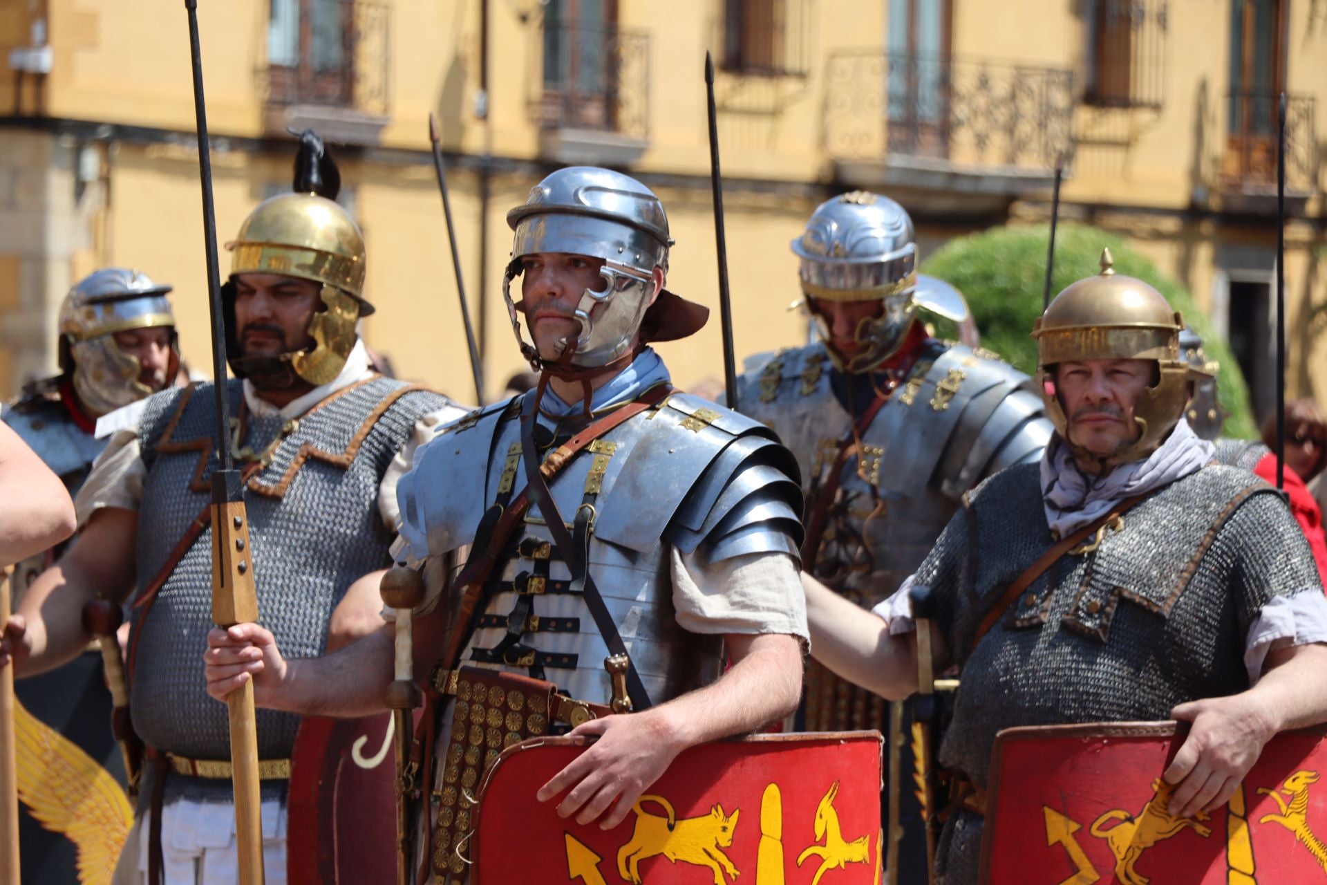 Imágenes del Natalicio en León