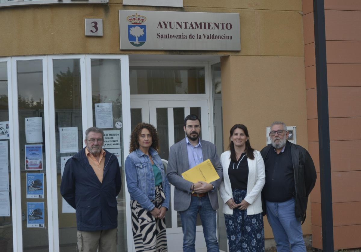 Grupo del PP en Santovenia de la Valdoncina.