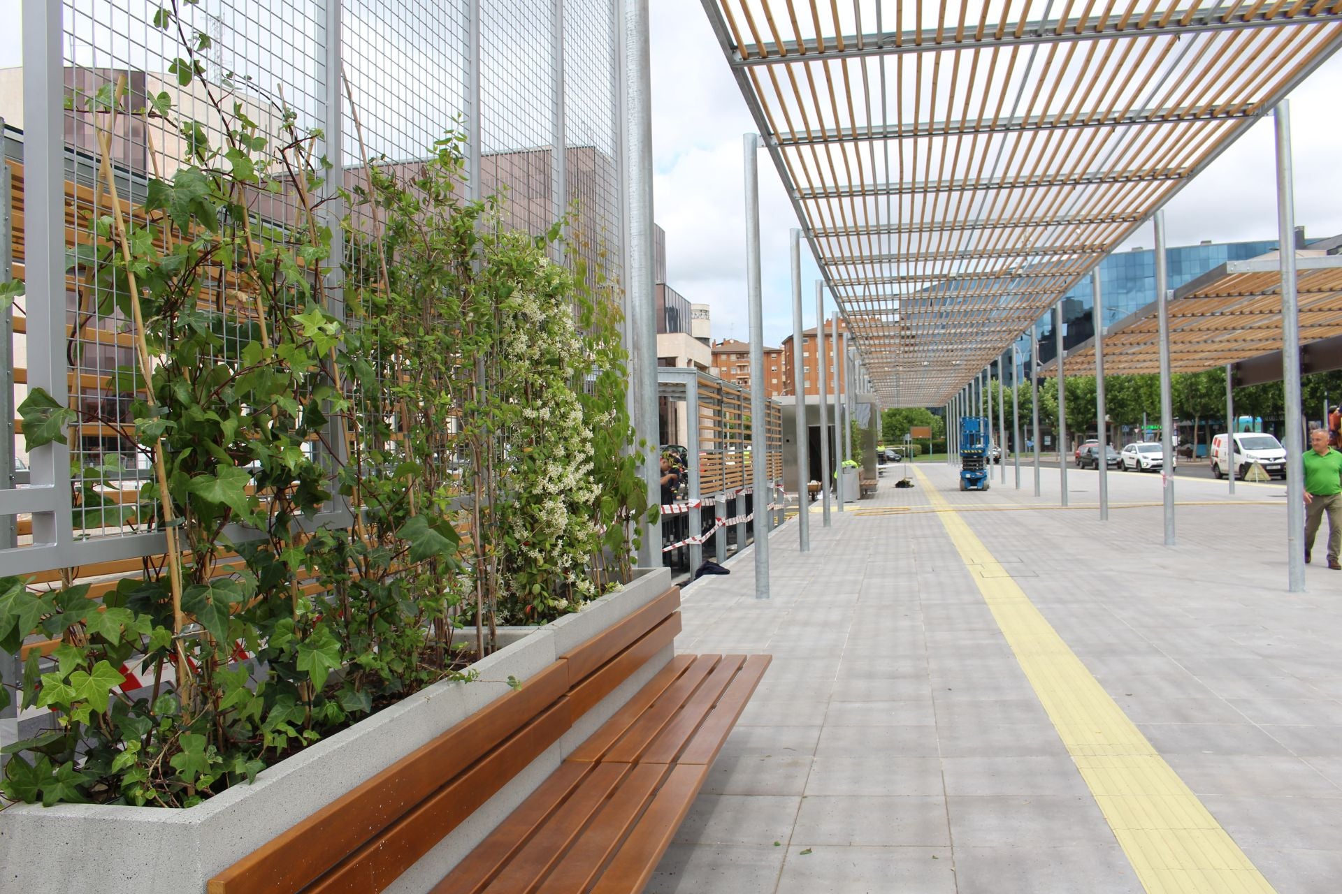 La nueva pérgola bioclimática en Pendones Leoneses