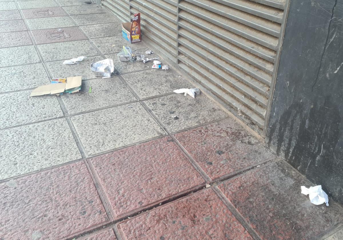 Suciedad en la capital leonesa días después del Monoloco