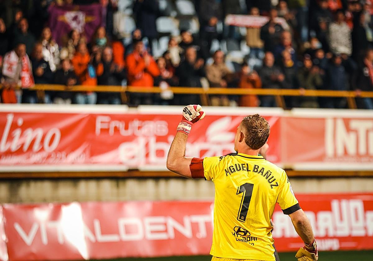 Miguel Bañuz en un partido de liga.