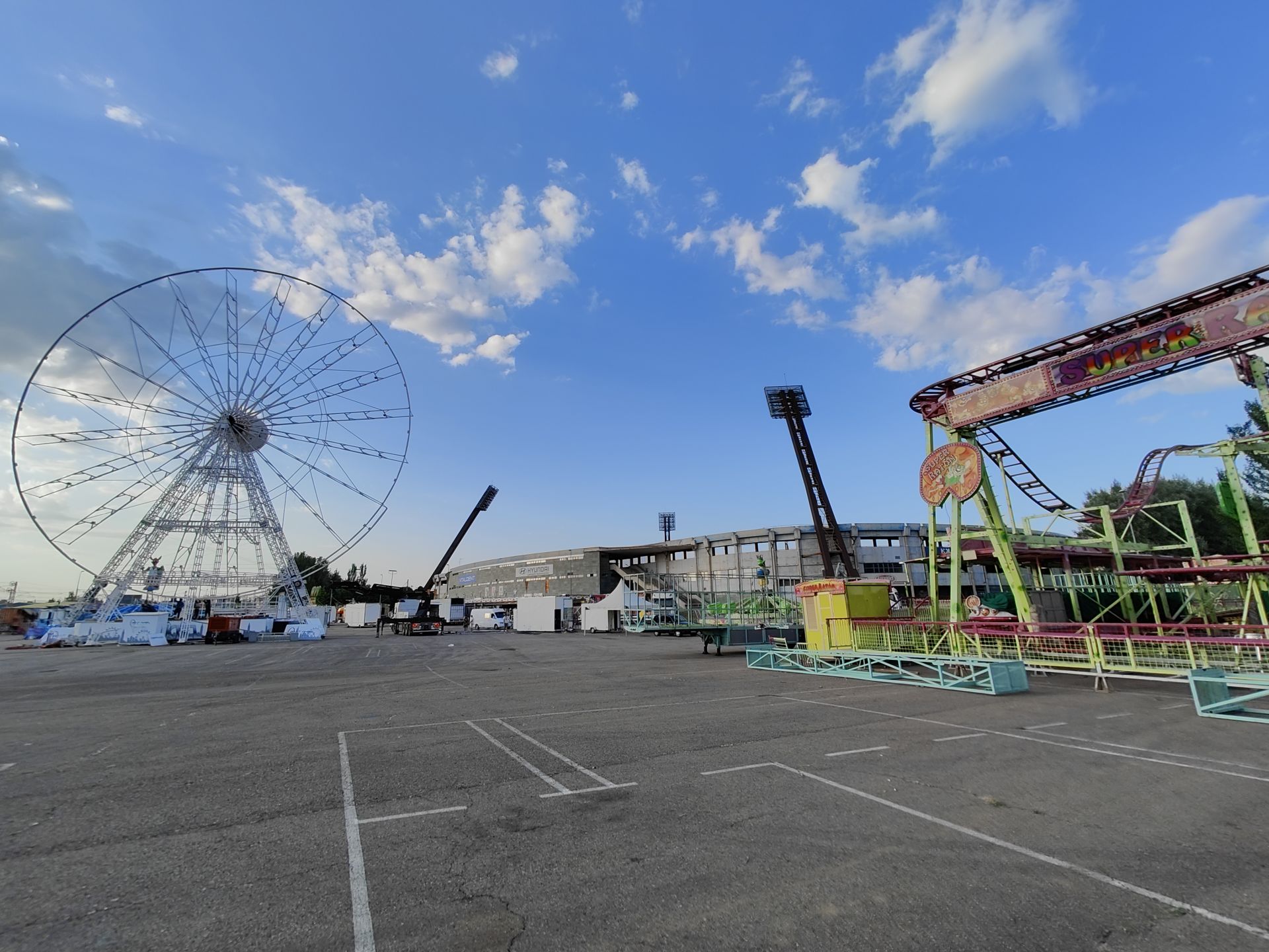 León se prepara para las fiestas de San Juan y San Pedro