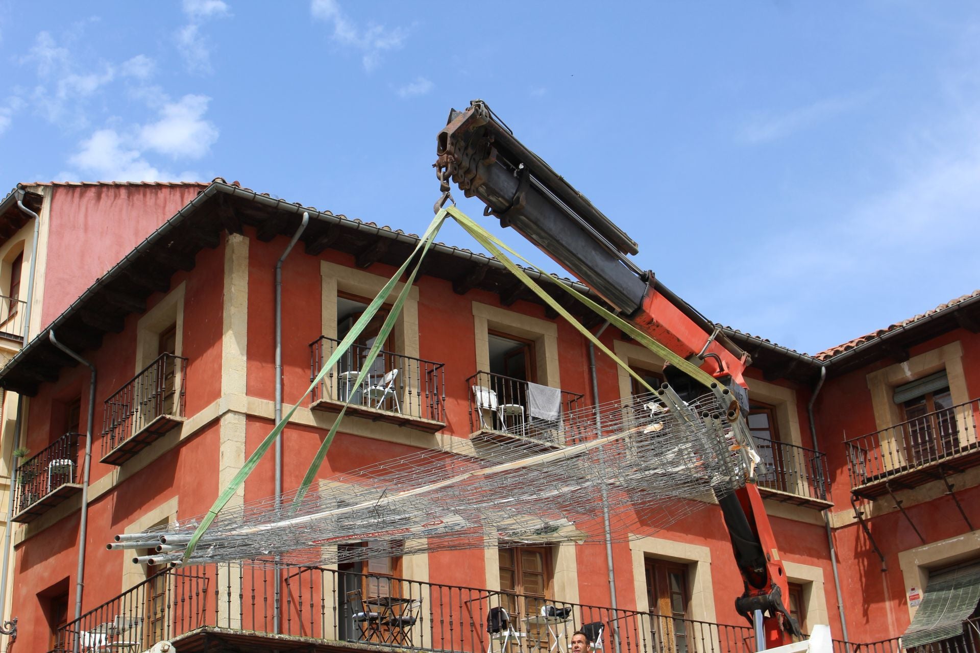 Así está la plaza Mayor de León antes de fiestas