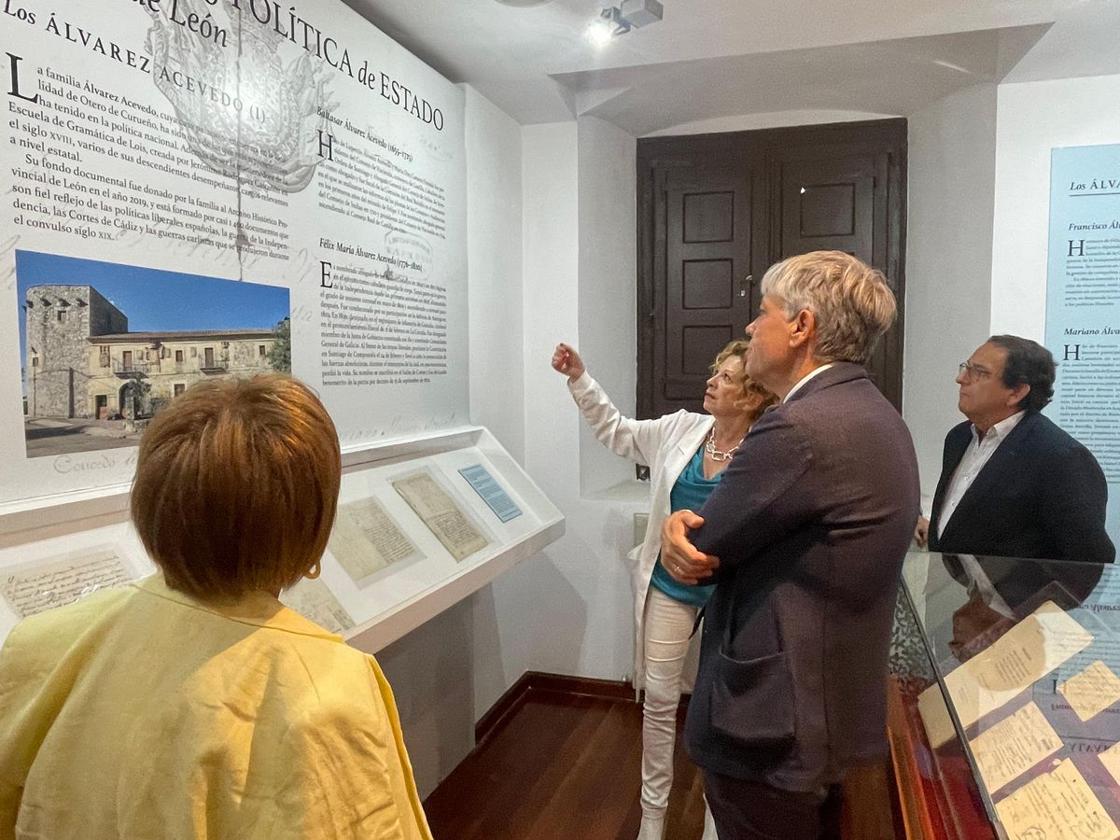 Exposición &#039;Leoneses y política de Estado&#039;