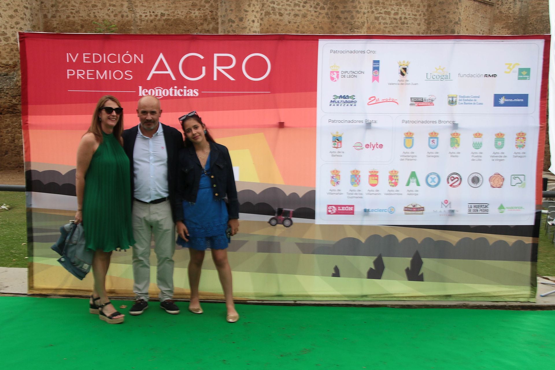 Elvira Ferrero, Jose Manuel Diez y Chloe Diez